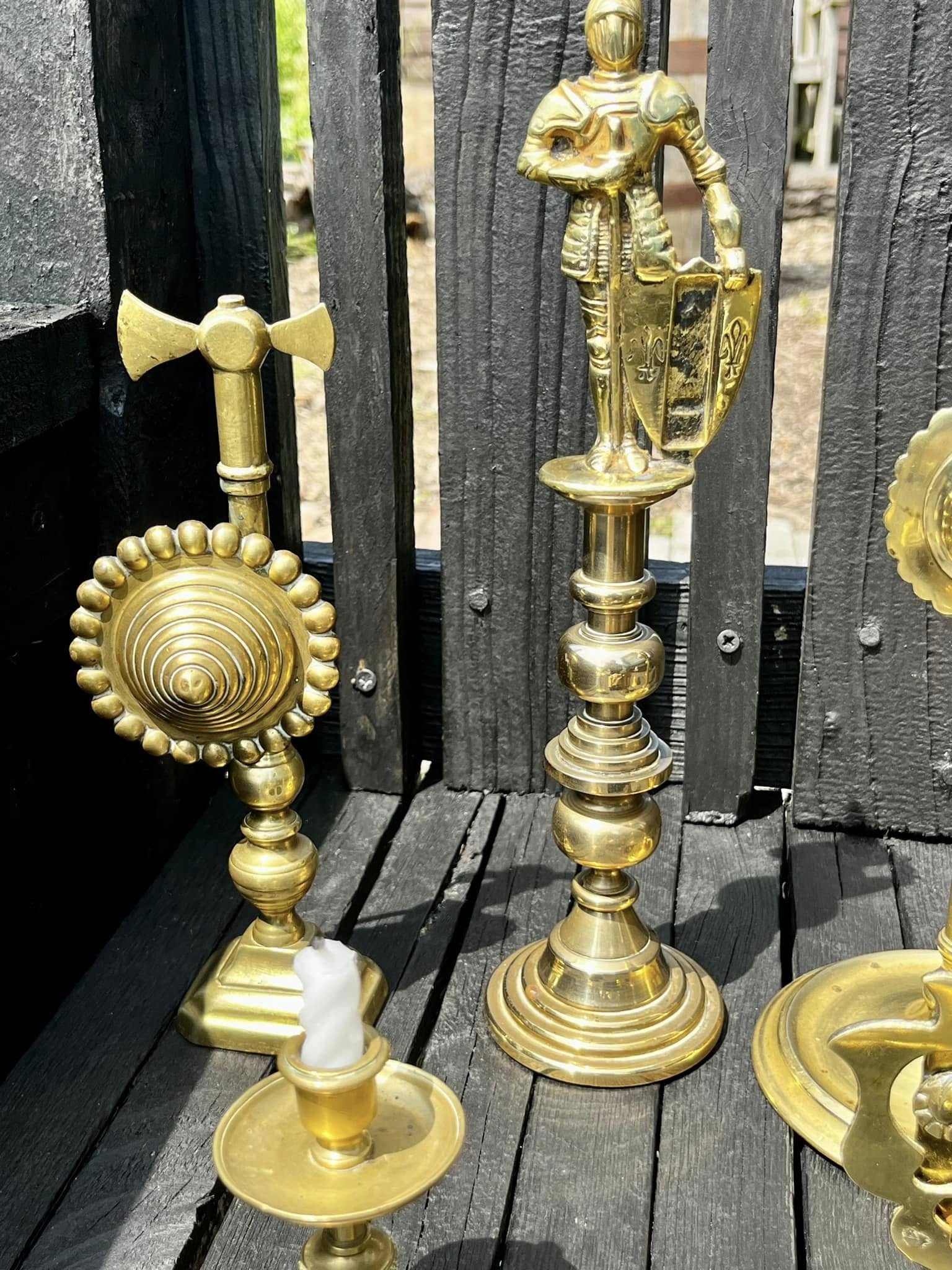 King Arthur Antique Roundtable Brass Knight