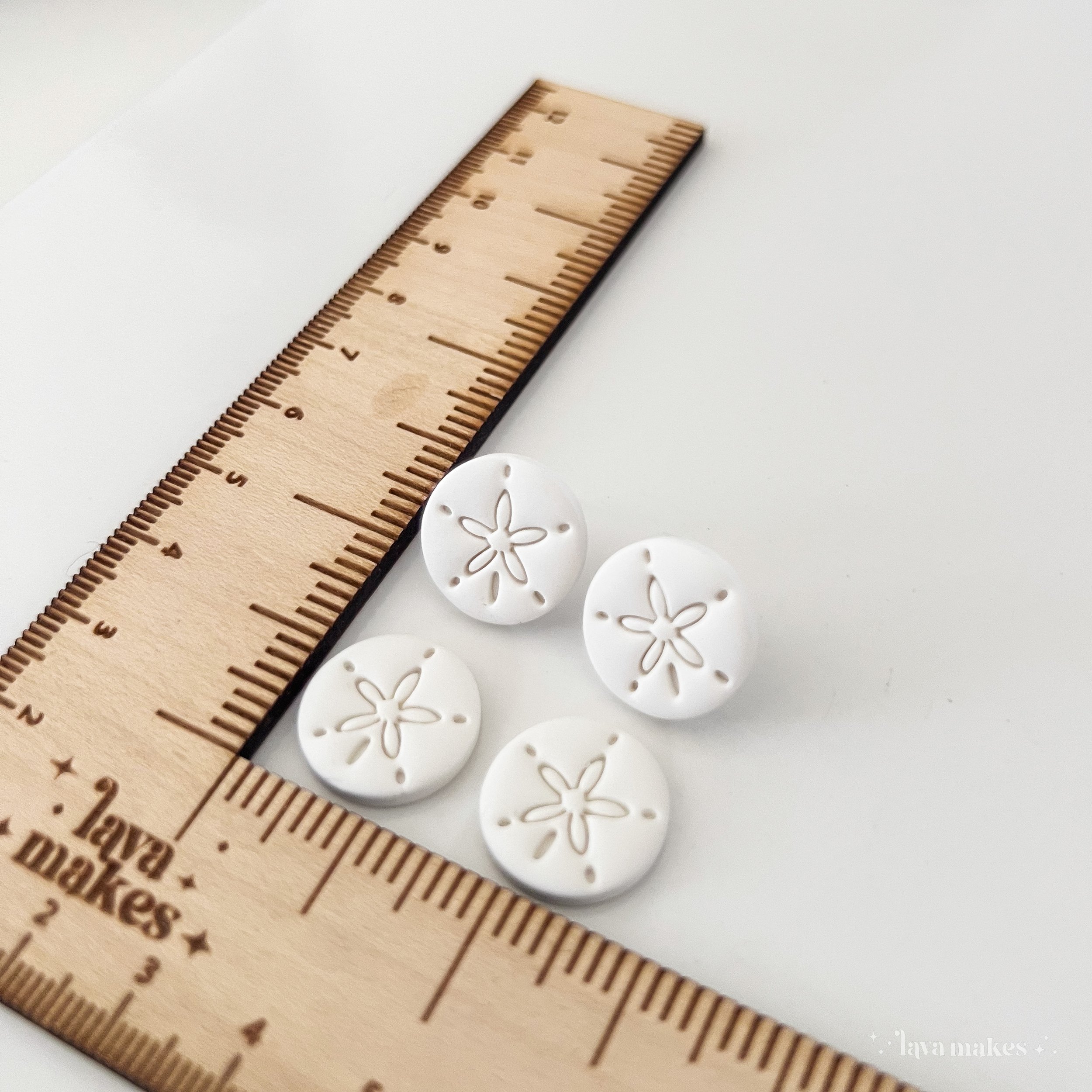 Lava-Makes-Polymer-Clay-Earrings-Medium-Sized-Sand-Dollar-White-2.2.jpg