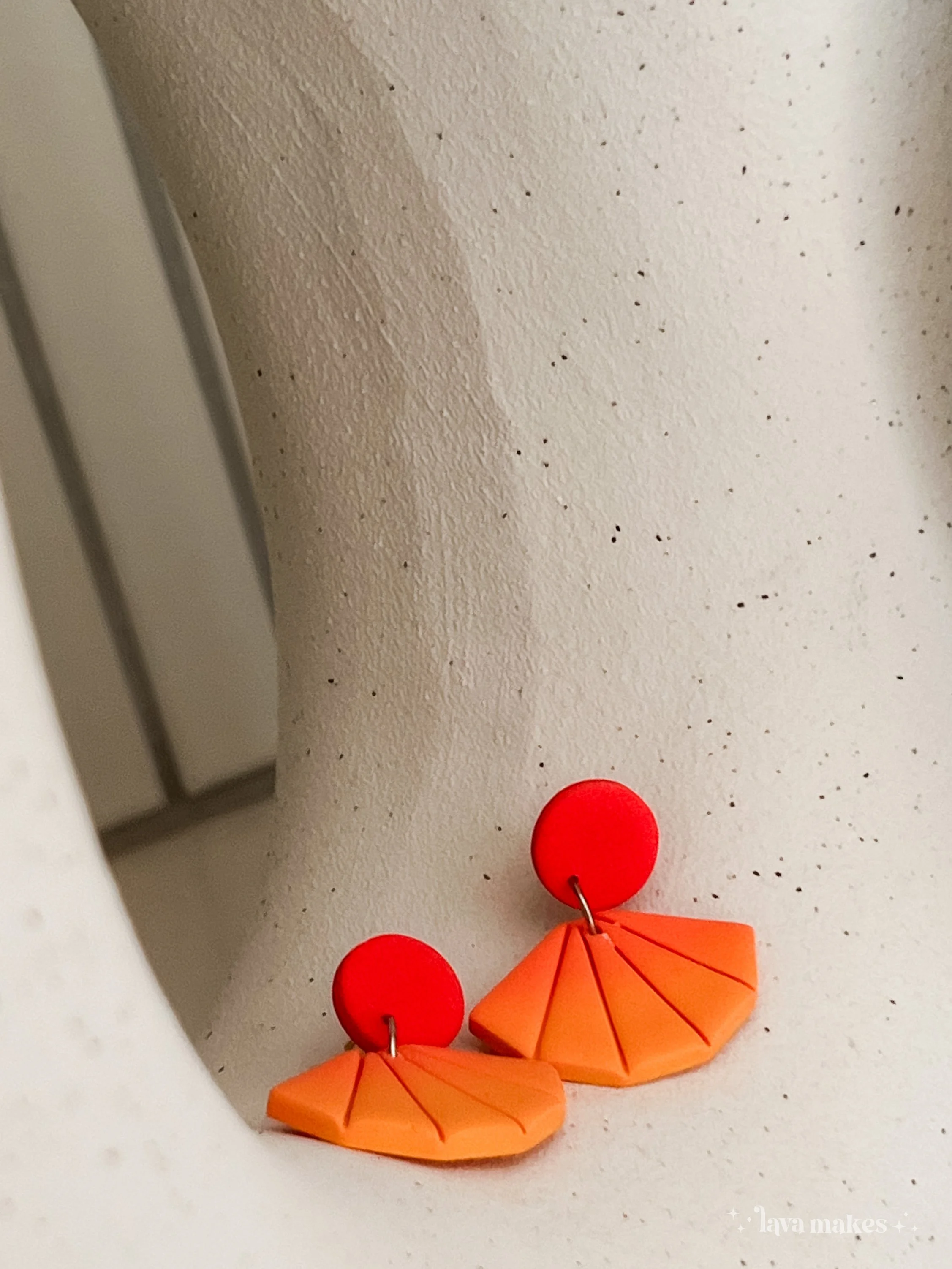 Lava-Makes-Polymer-Clay-Earrings-Ombre-Geometric-Fan-Grapefruit-Sunshine-2.3.jpg