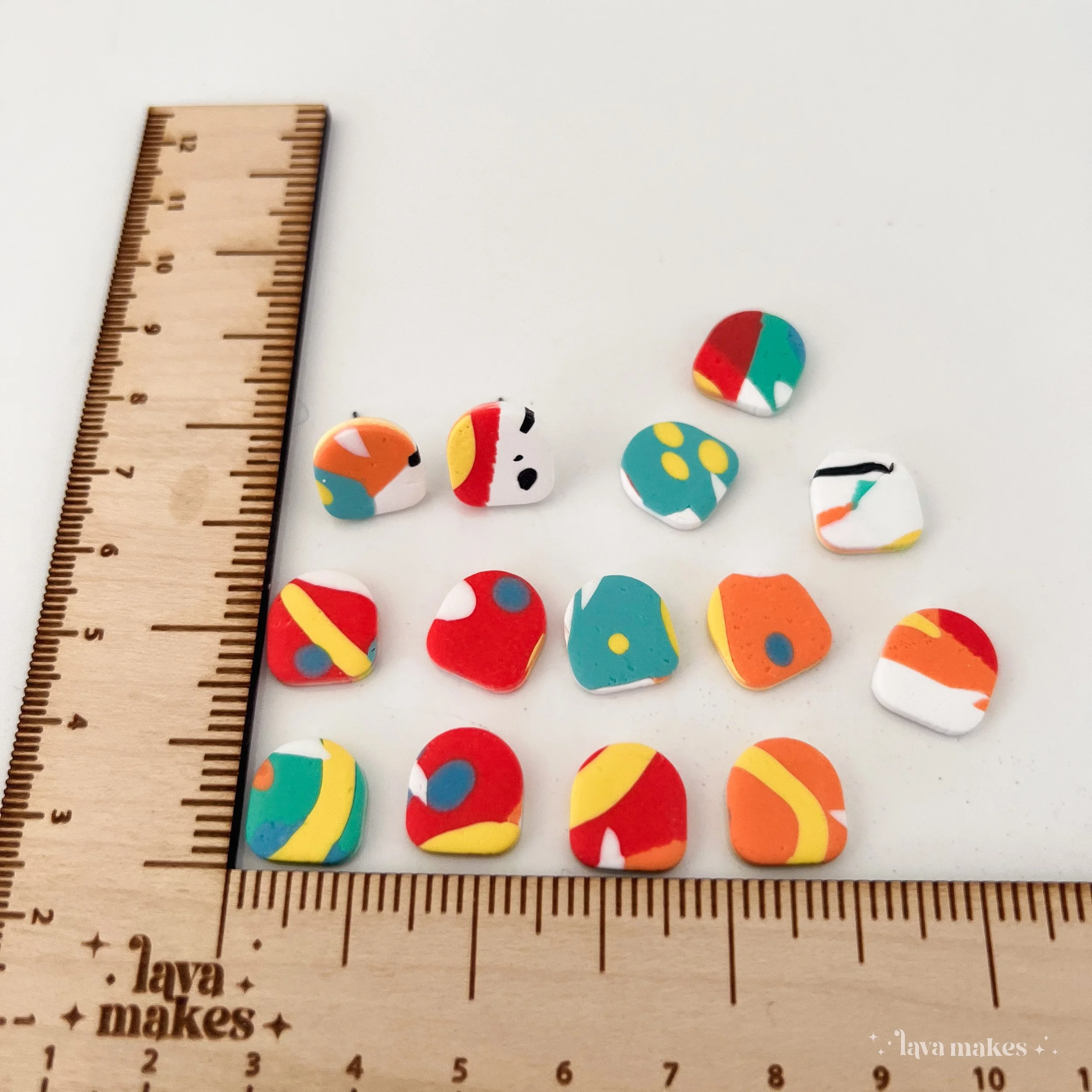Lava-Makes-Polymer-Clay-Earrings-Abstract-Arch-Studs-Abstract-Print-1.2.jpg