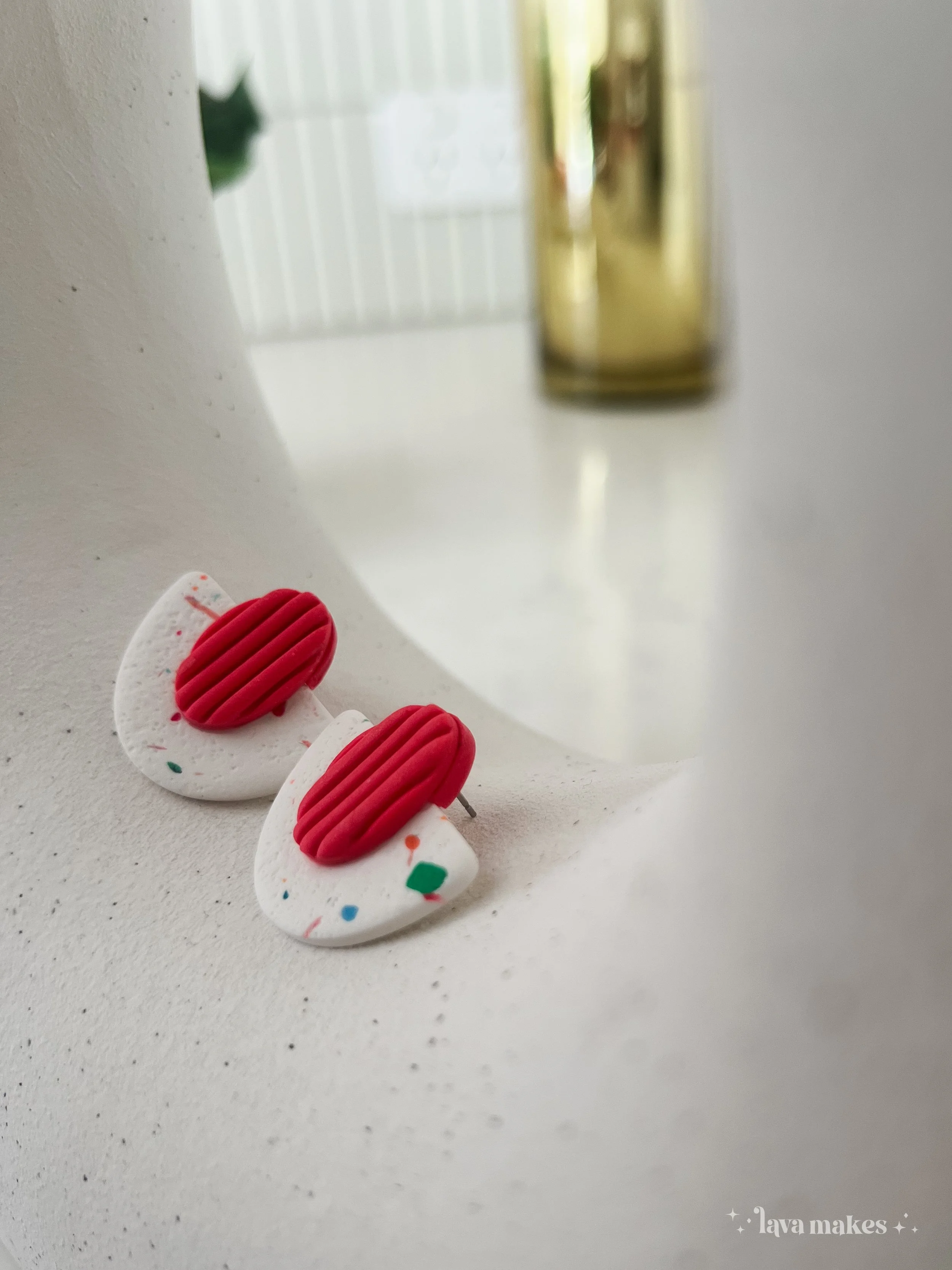 Lava-Makes-Polymer-Clay-Earrings-Soft-Geo-Semi-Circle-Oval-Studs-Textured-HotPink-White-Confetti-2.3.jpg