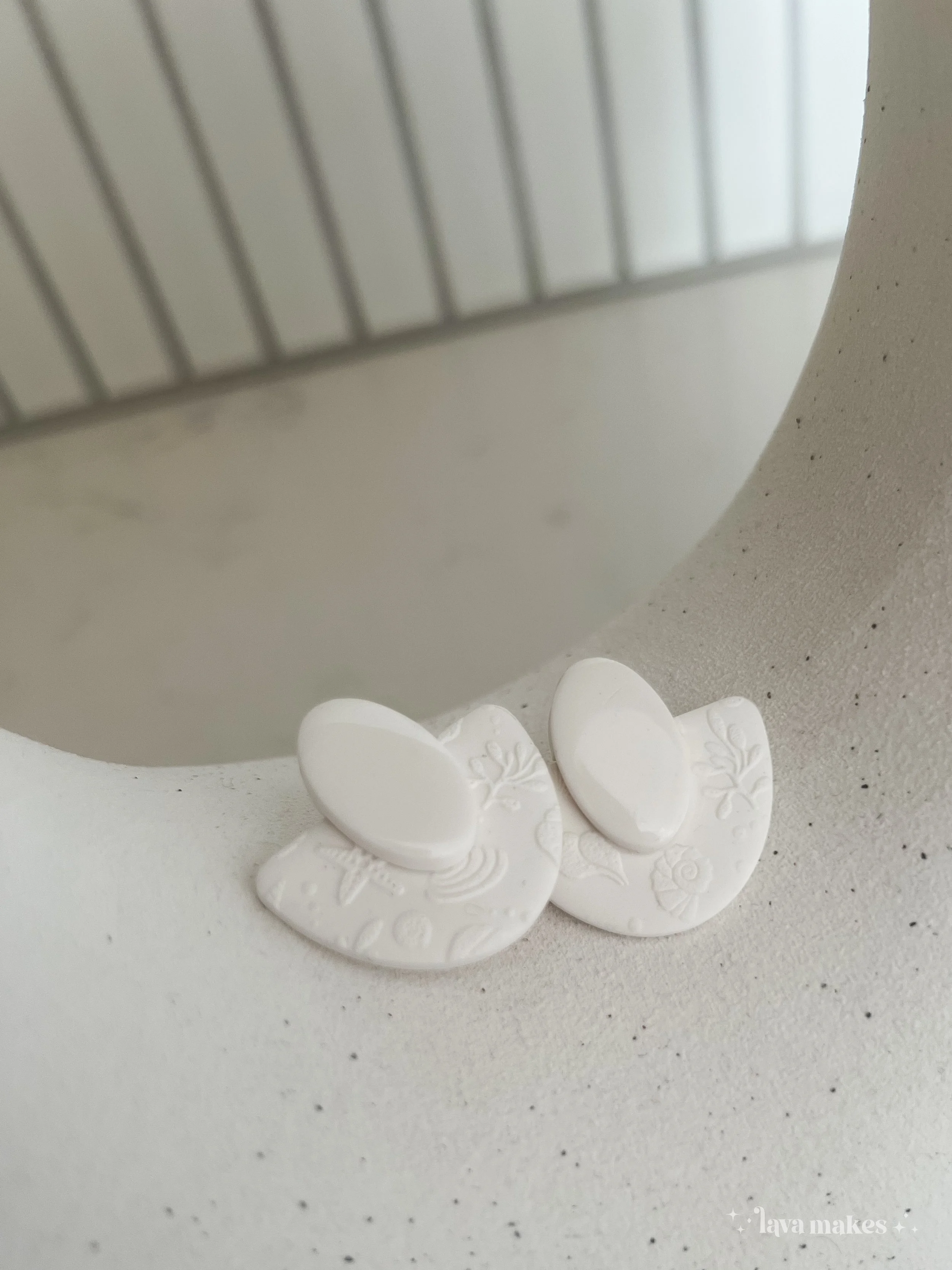 Lava-Makes-Polymer-Clay-Earrings-Soft-Geo-Semi-Circle-Oval-Studs-Textured-Resin-Gloss-White-2.9.jpg