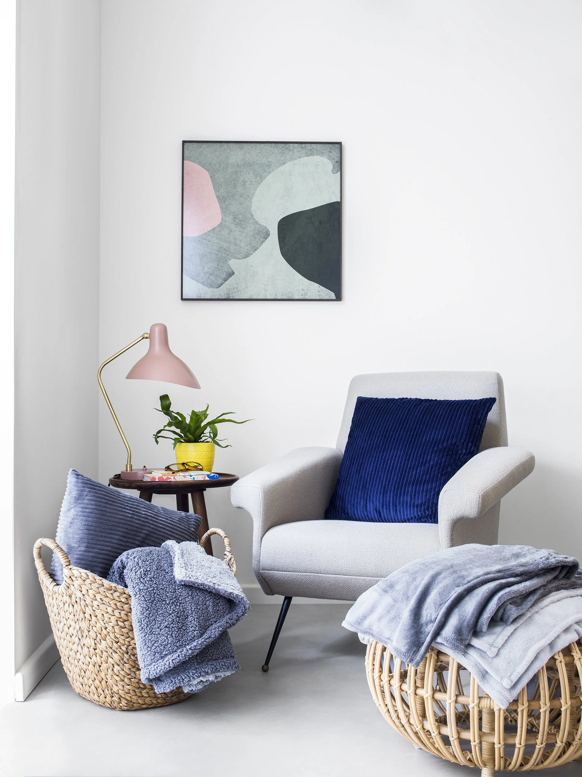 Shot1&2_WinterLux_Mag&Infeed_0045.jpg