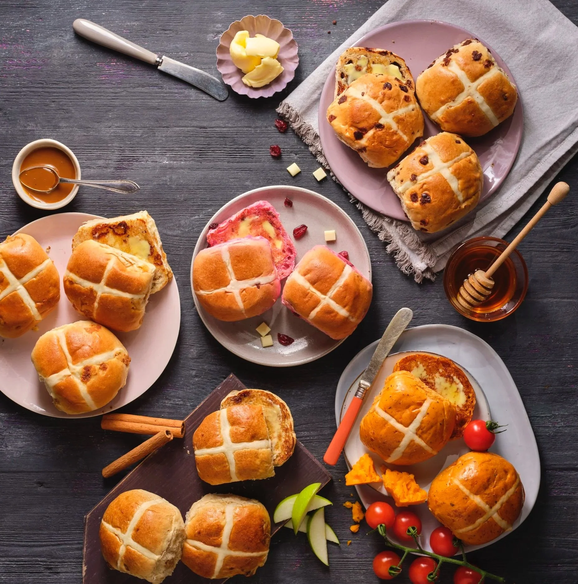 220117_Asda_HotCrossBunsRange.jpg