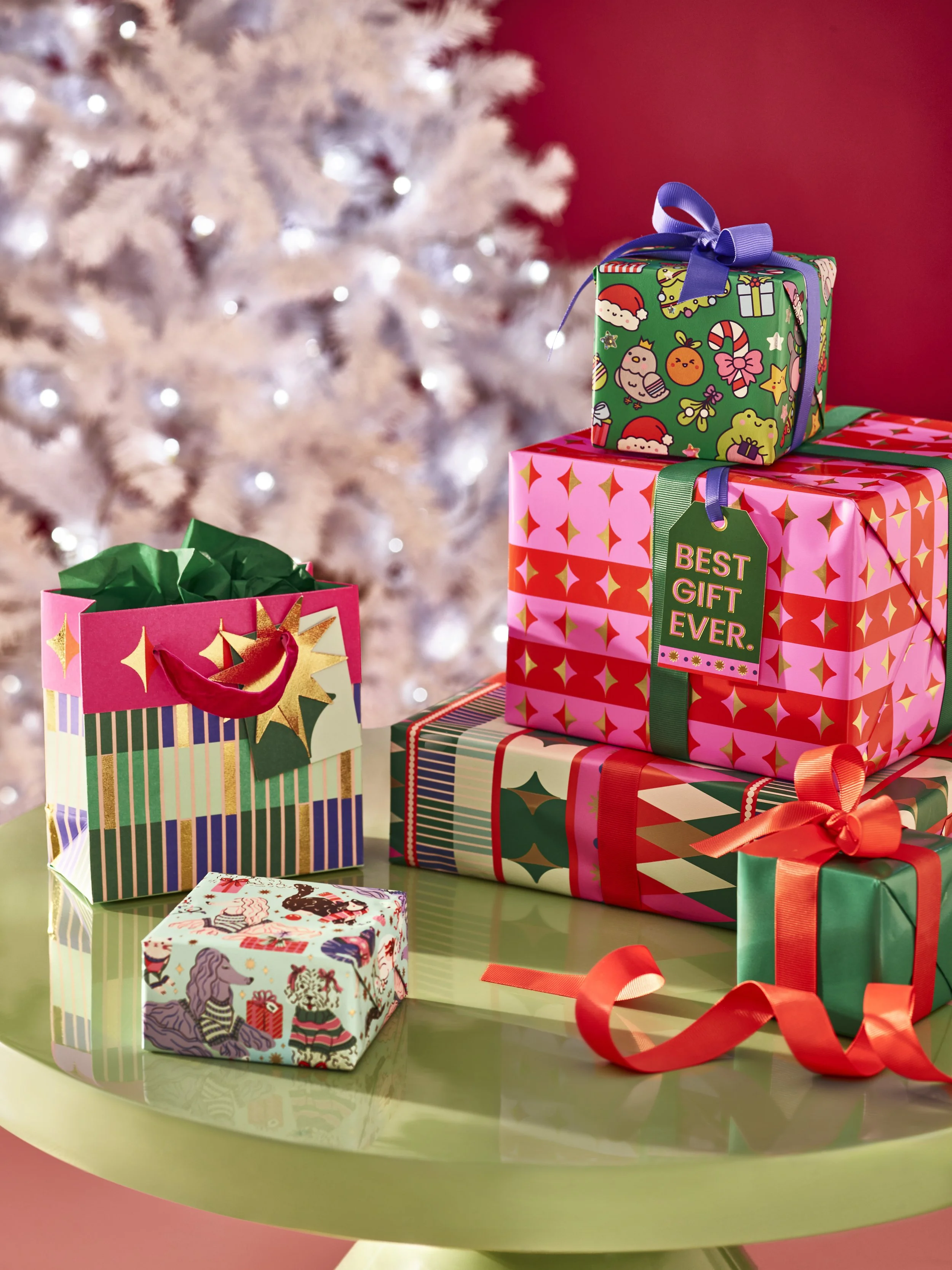 Shot_3_Paperchase Decs.jpg