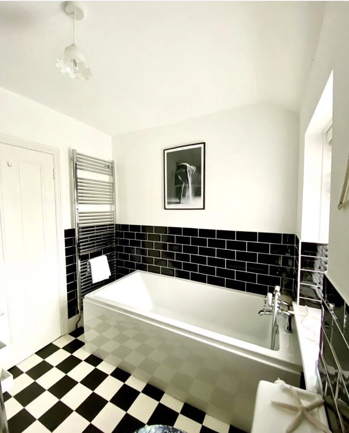 Bathrooms 03.jpeg