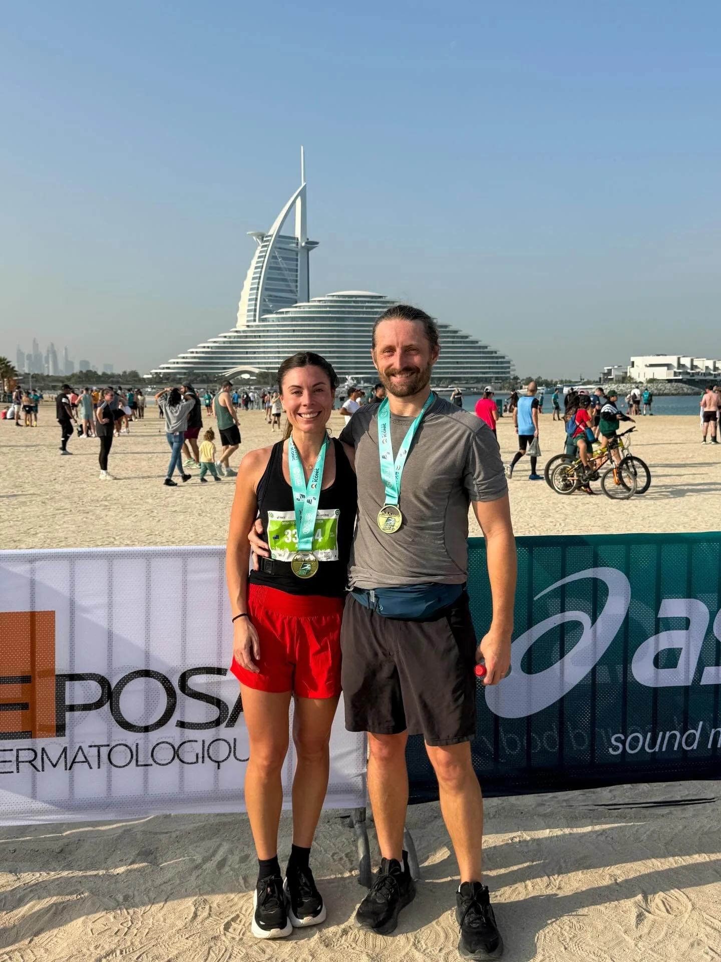 @burj2burj ✅
Grateful heart. Sore quads. Best energy out there. 

Special thanks to Kesha for getting me through kilometre 17 🎧🧡