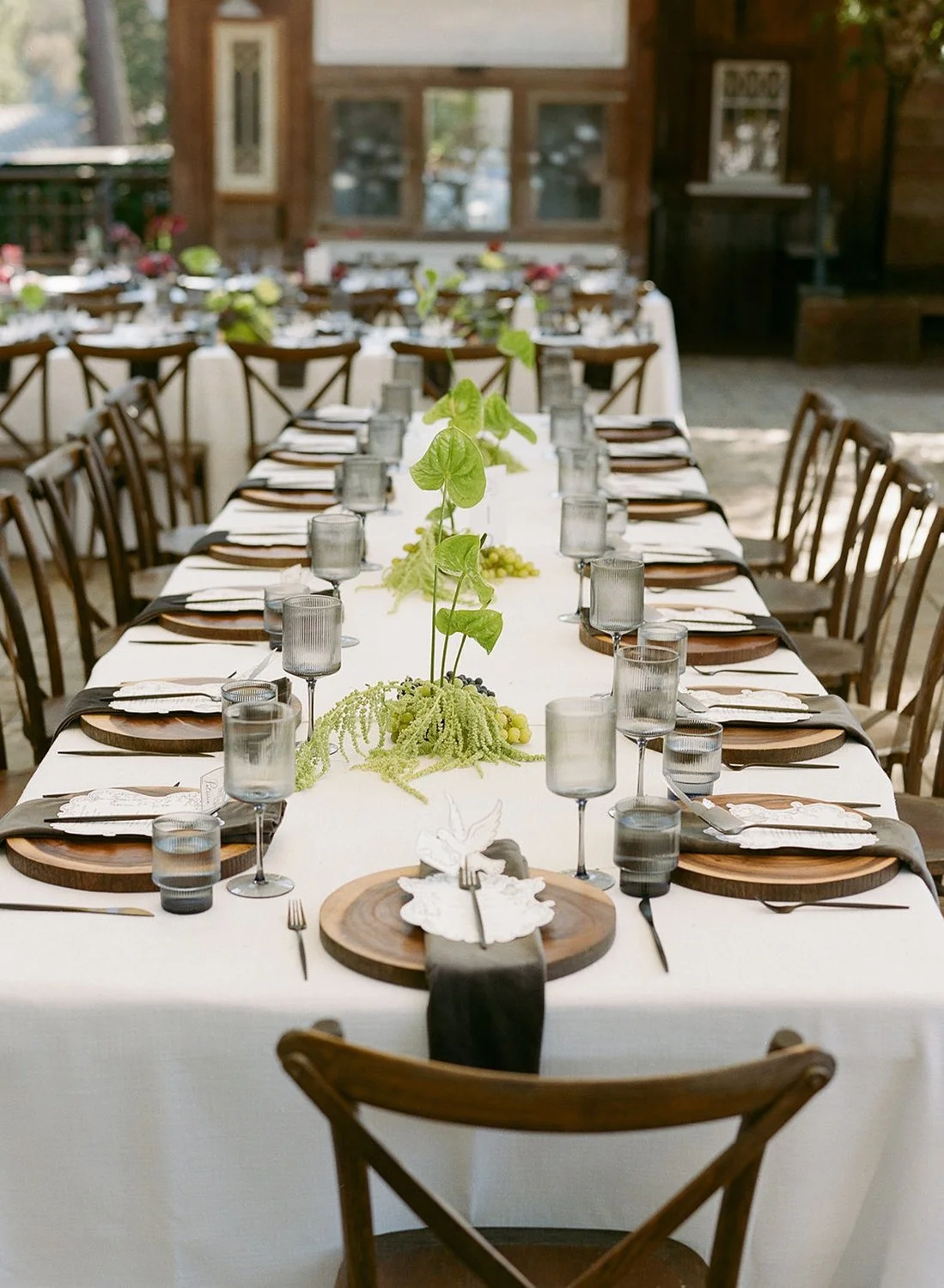 reception-wedding-banquet-tables-still-life-art-floral-design-napa-modern-eclectic-anthuriums-grapes