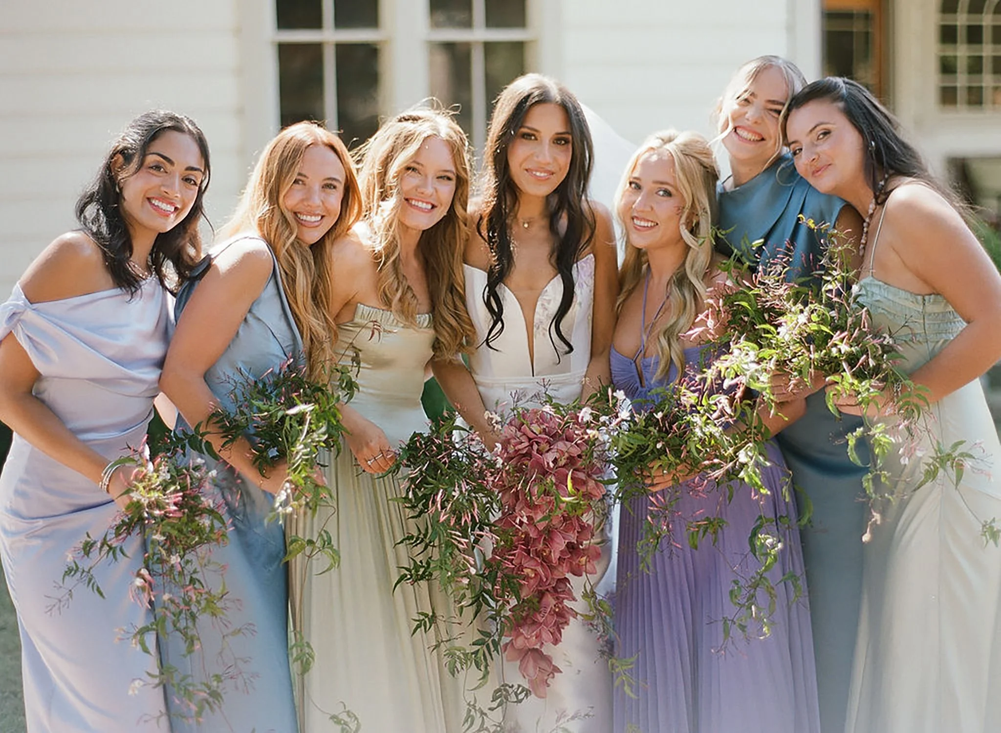 eco friendly floral design sustainable wedding flowers foam free arrangements local flower sourcing garden inspired wedding florals rustic and modern aesthetic slow flowers movement