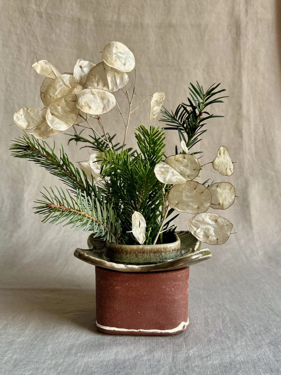 Large Lidded Flower Brick 3