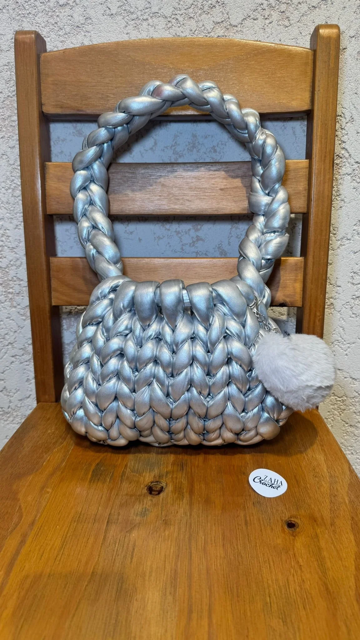 The Shoulder Bag