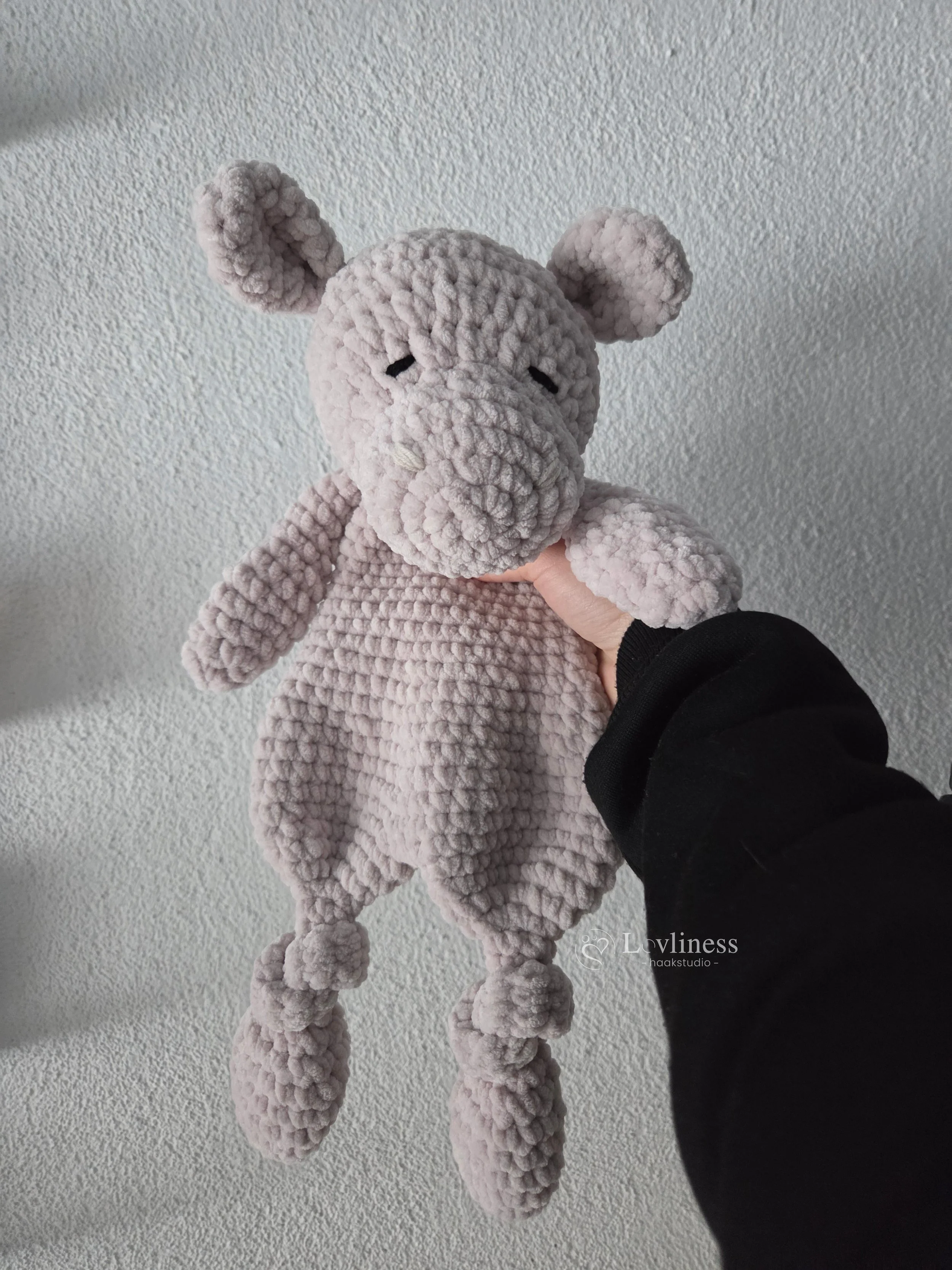 Hippo Snuggler 5.jpg