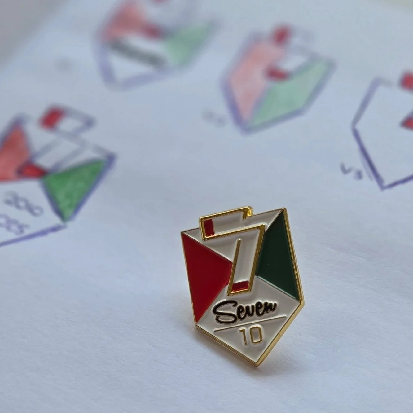 Seven Carnavals Pin