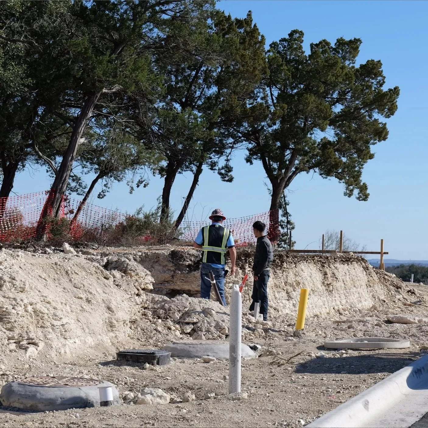       
  
     05.13.26  - A behind-the-scenes look at the crews helping make The Overlook at Westlake a reality.  


  
 #block-6a808e7159be59f5867e {
    
    --stroke-style: none;--stroke-thickness: 6px;
    
      
      
      
    

--tweak-tex