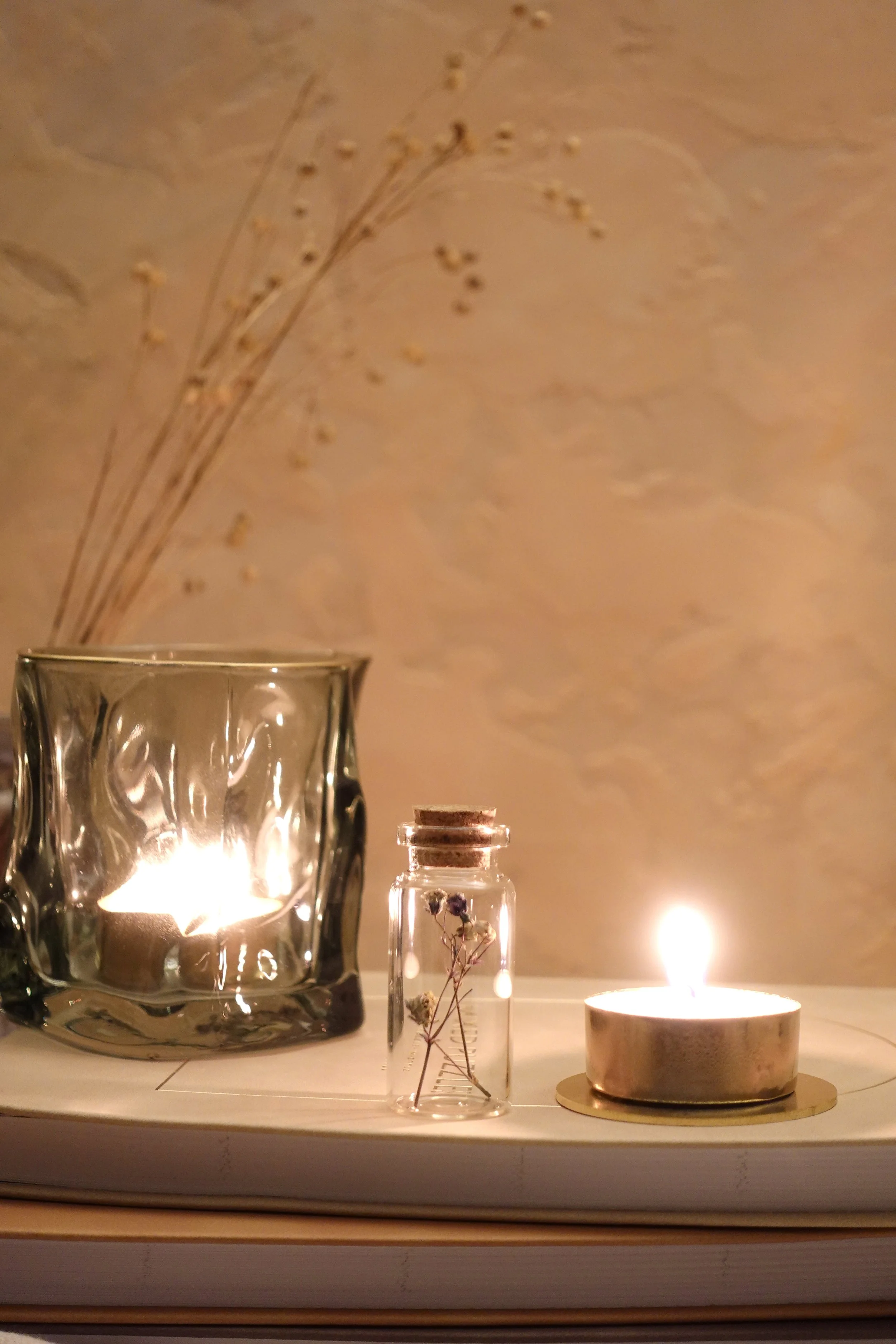Tiny Jar - Up