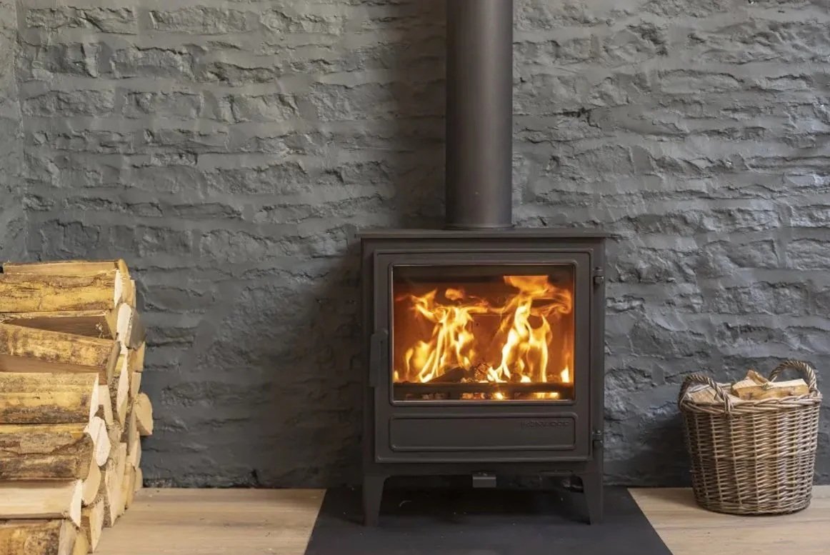 A square black Ironwood Thaw Stove