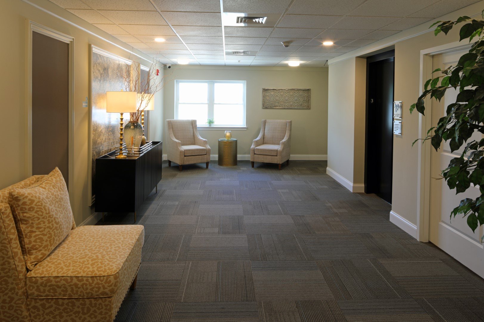 ELEVATOR LOBBY AREA