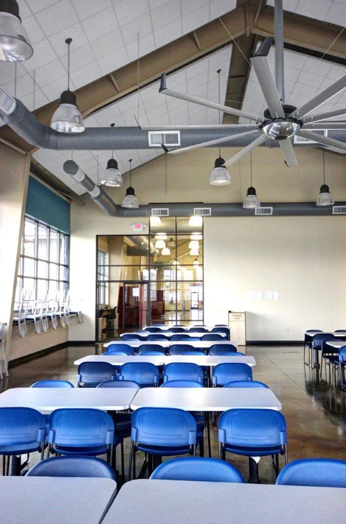 CAFETERIA DINING
