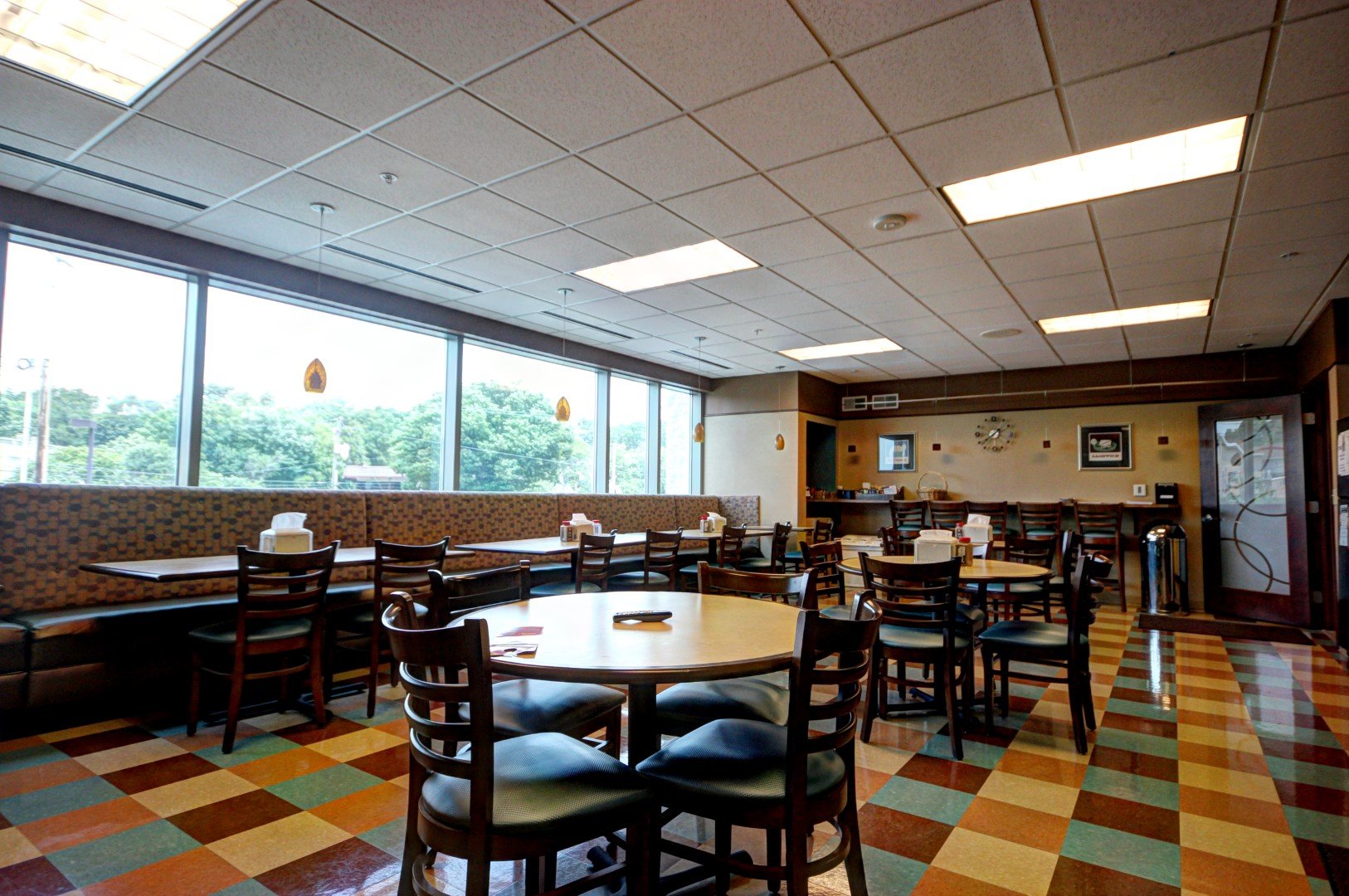 EMPLOYEE BREAK ROOM