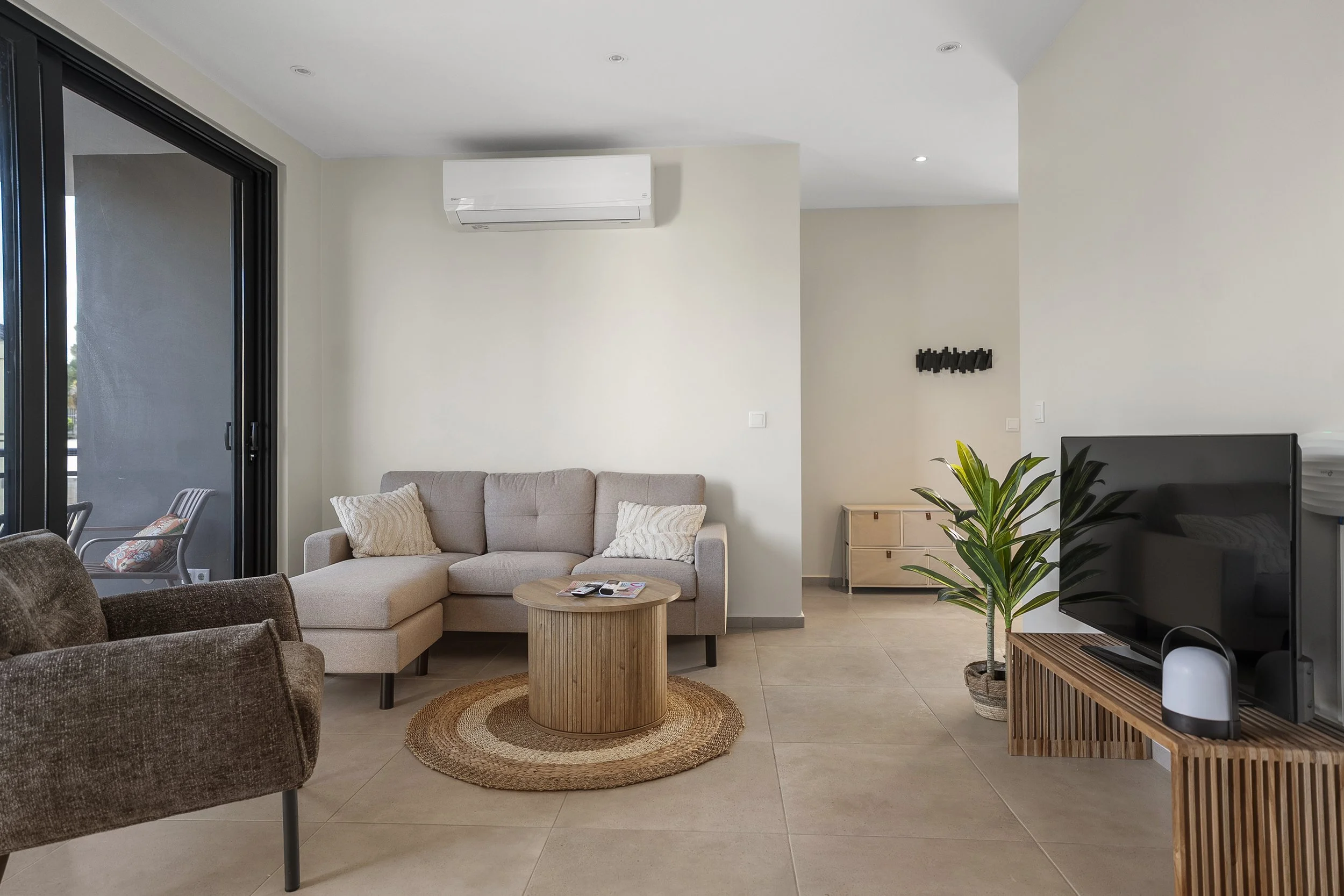 20260330_100036248_iOS 1.jpg