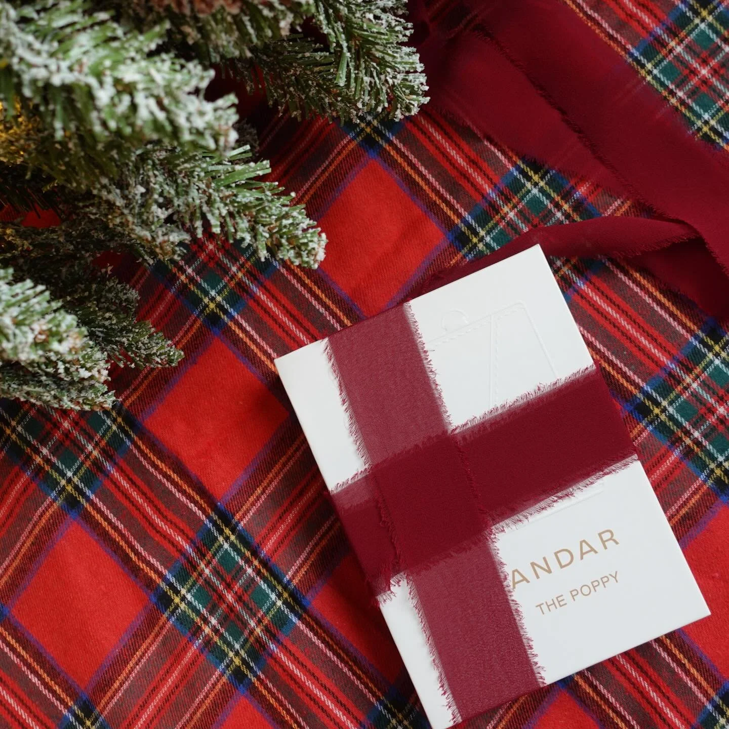 what do you want for Christmas? 

anything as long as it&rsquo;s from @andar 🎁🎄❄️

ps still over the moon that Andar asked ME to help shoot product photos 🥹🥹🥹

#giftsforher #giftsforhim #christmasgiftideas