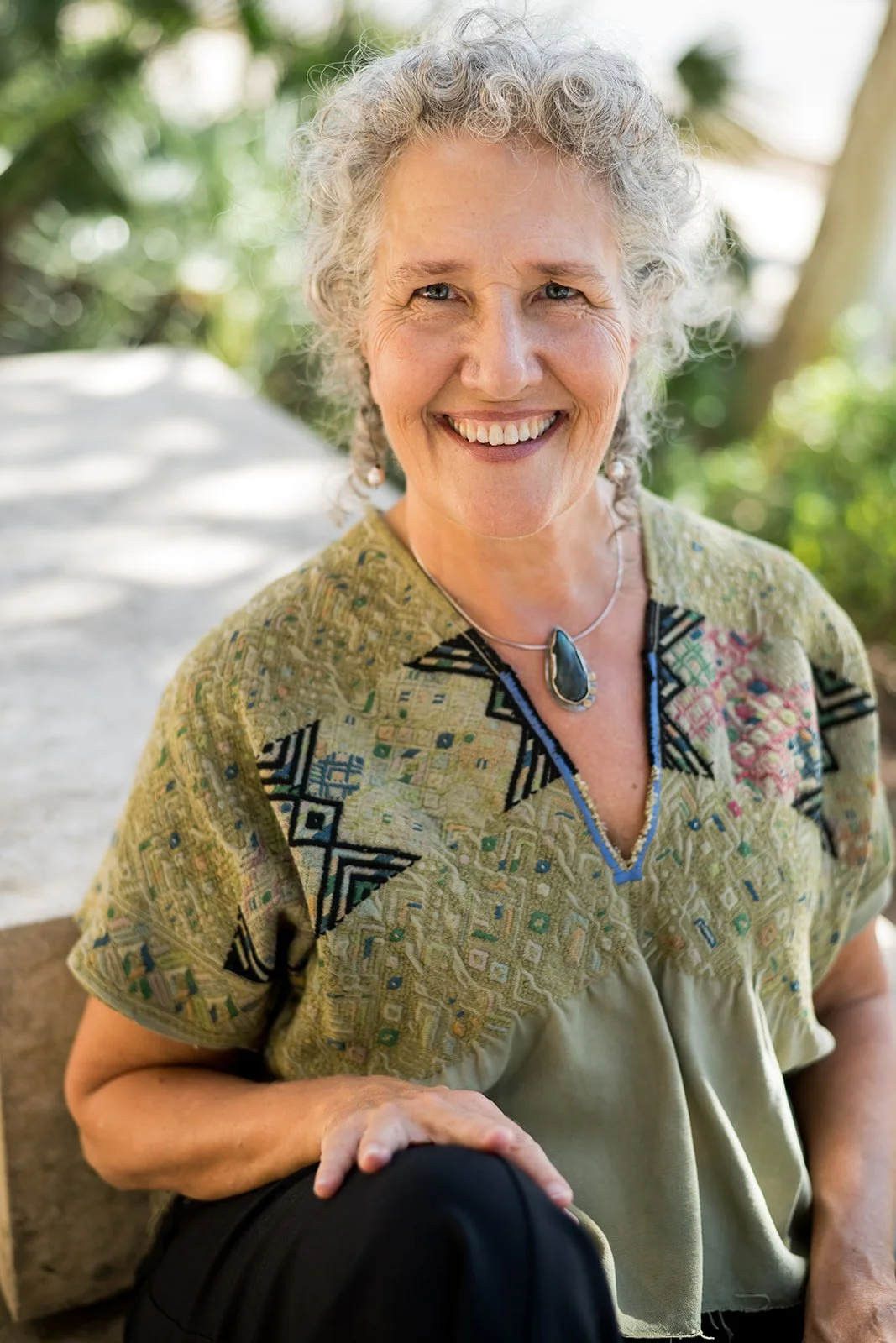 Headshot of executive coach Ellen Lindsey discussing the benefits of 360 feedback in executive services in Austin, TX.