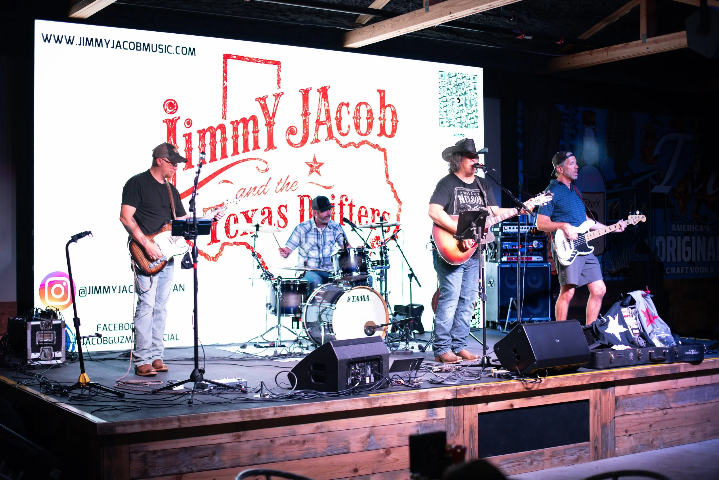 Full band performing at The Gin - Prosper, TX. Photo Credit: Kaylah Jayde Photography - IG @KaylahJaydePhoto