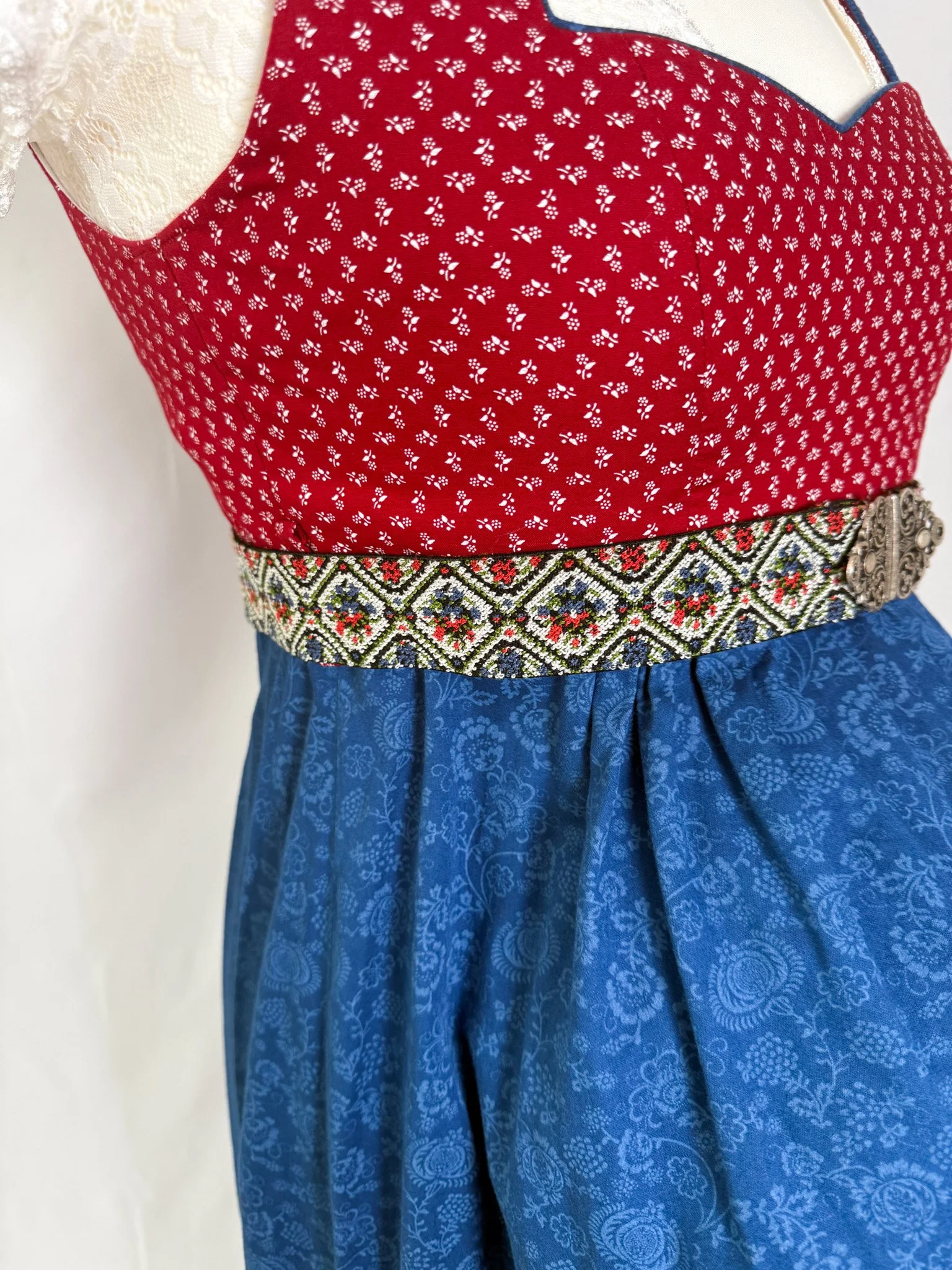 blau rot Stehkragen (3).jpg