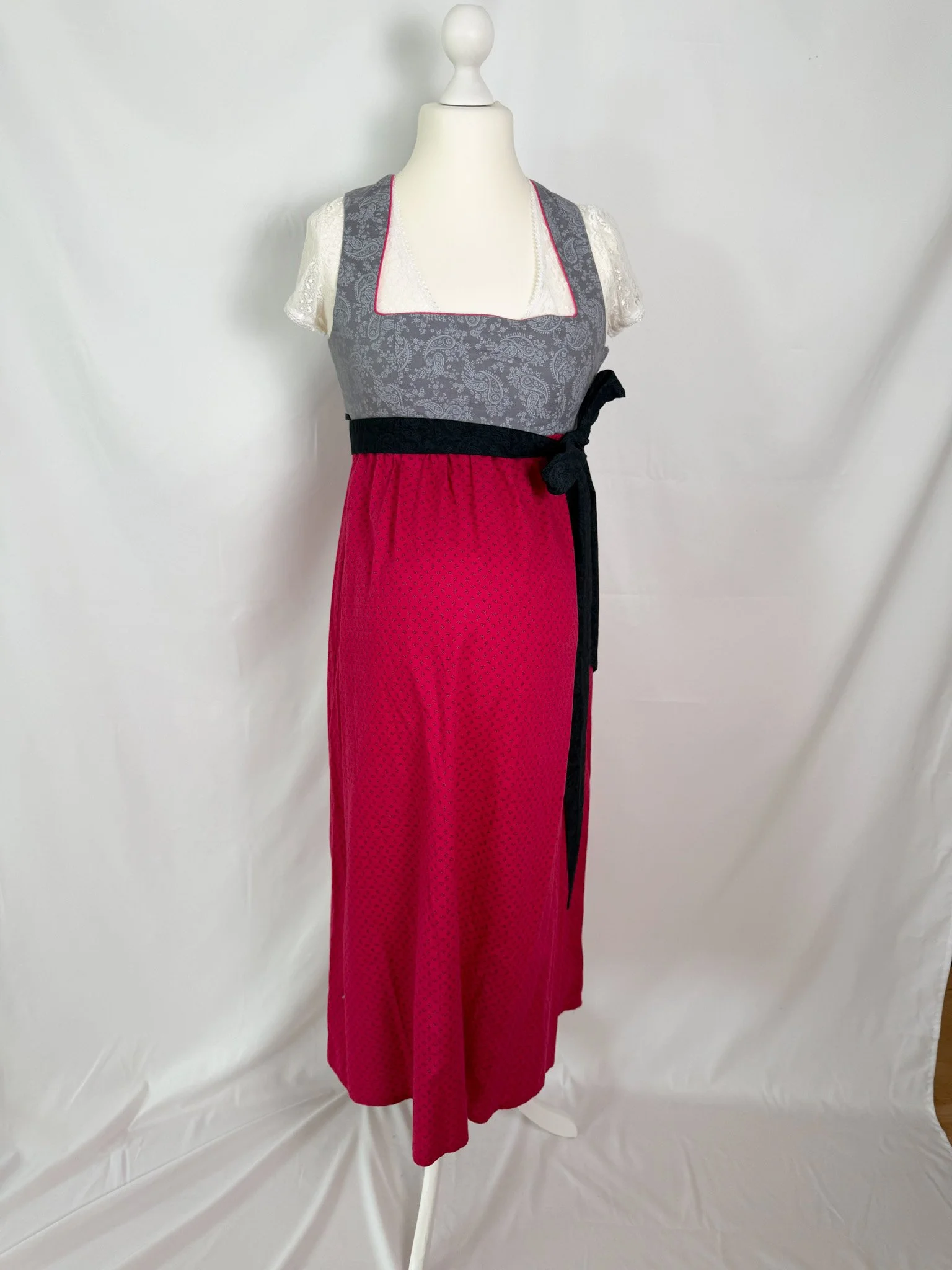 grau pinker Rock (2).jpg