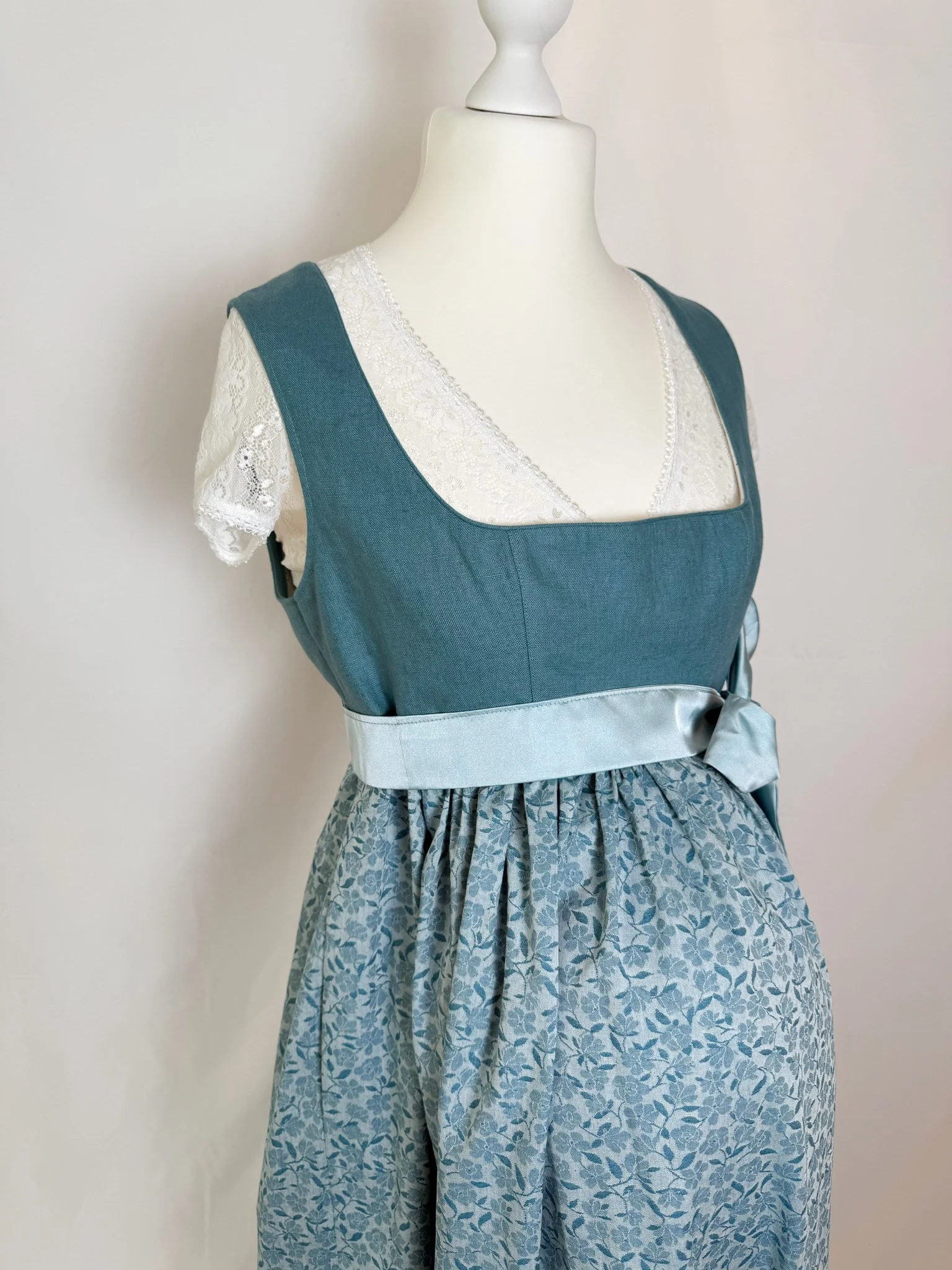 herzfein aqua (3).jpg