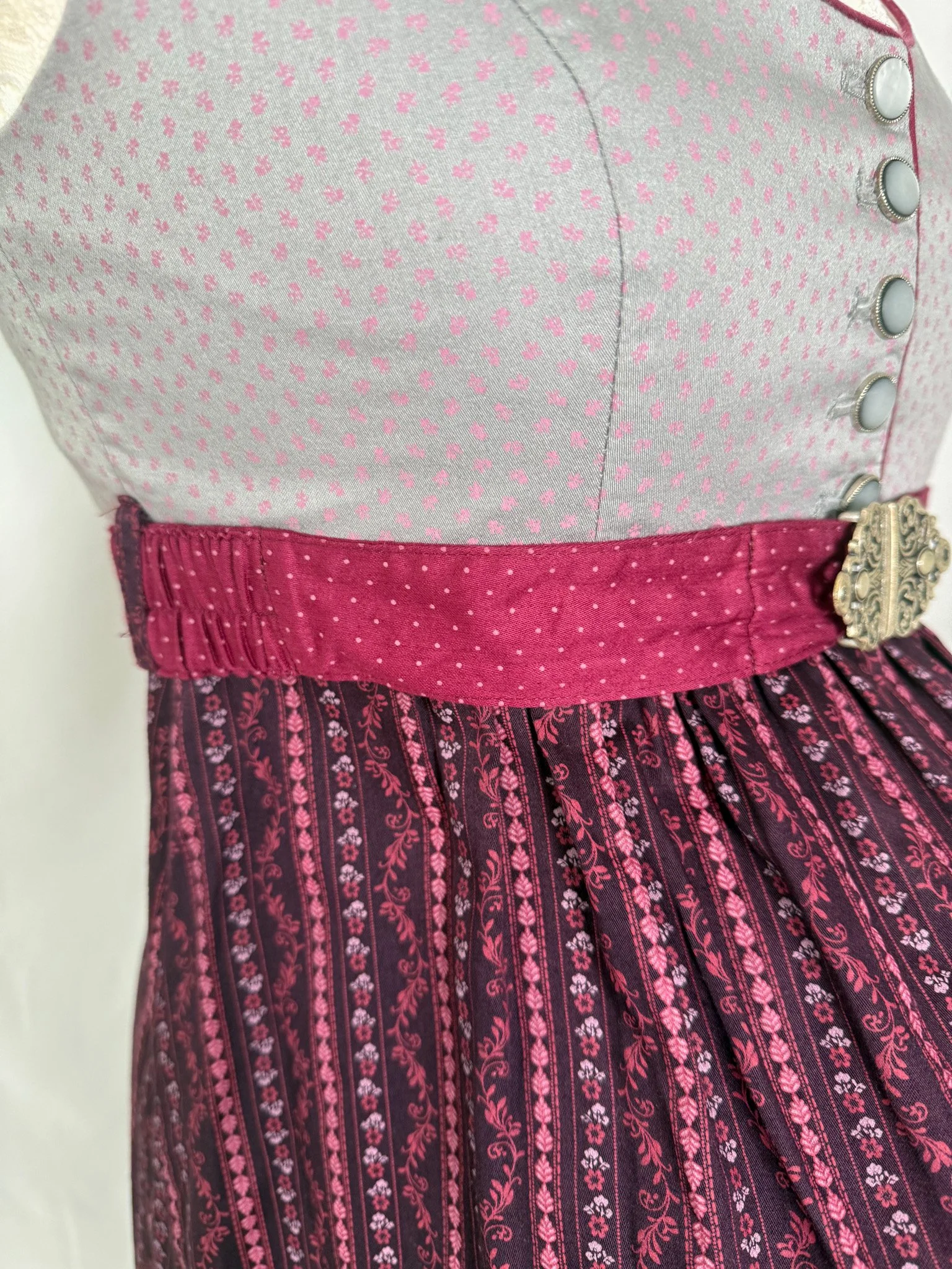 grau bordeaux (1).jpg
