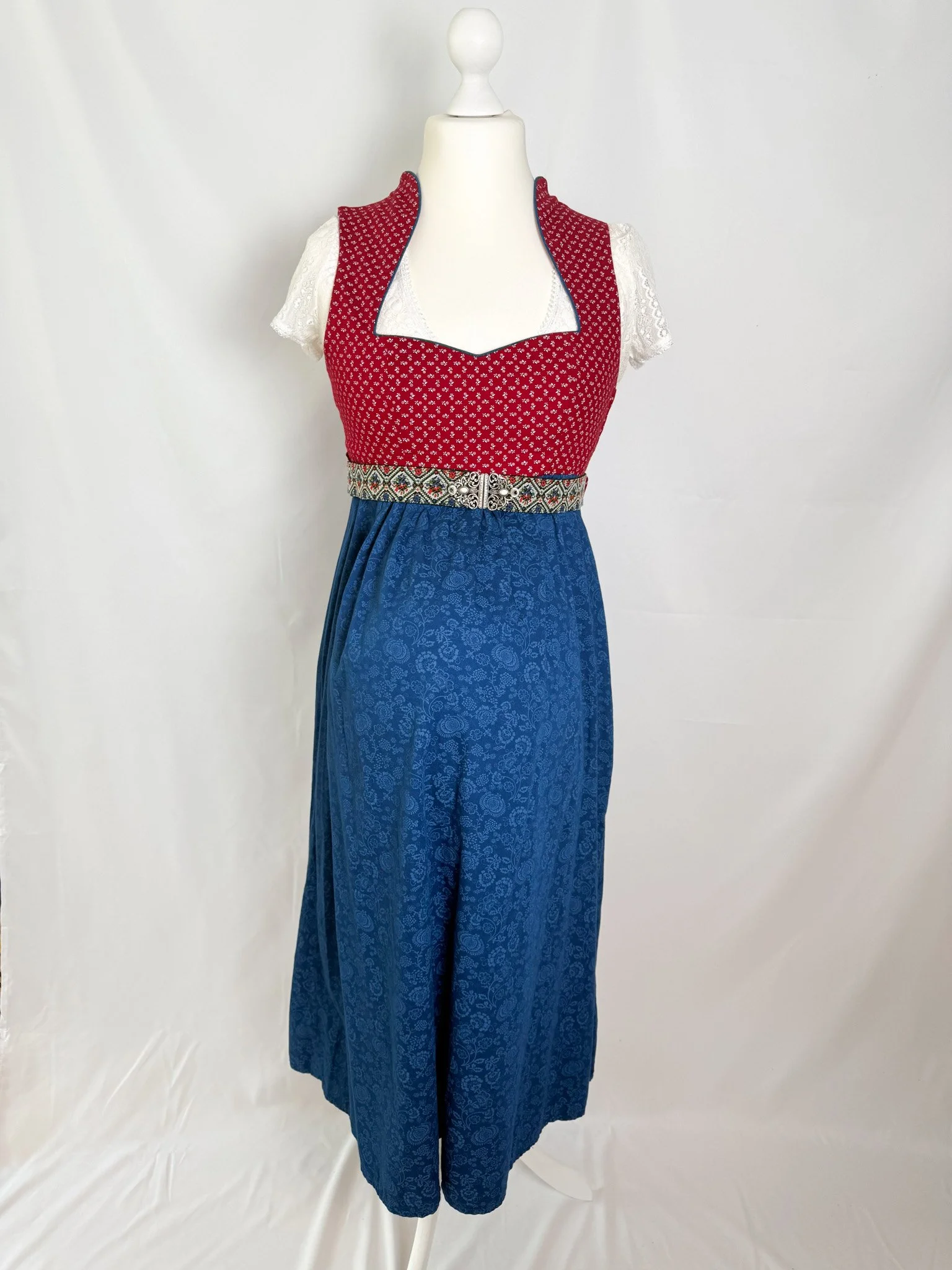 blau rot Stehkragen (1).jpg