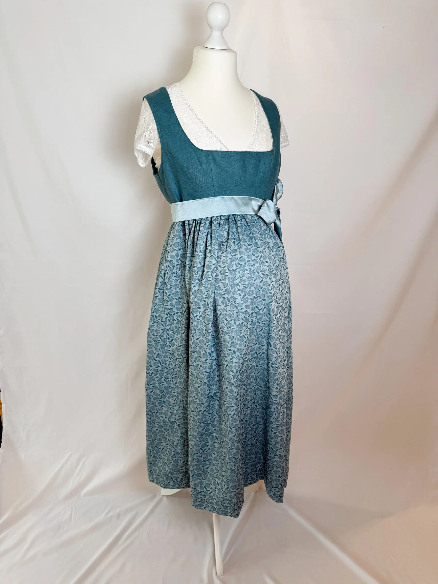 herzfein aqua (2).jpg