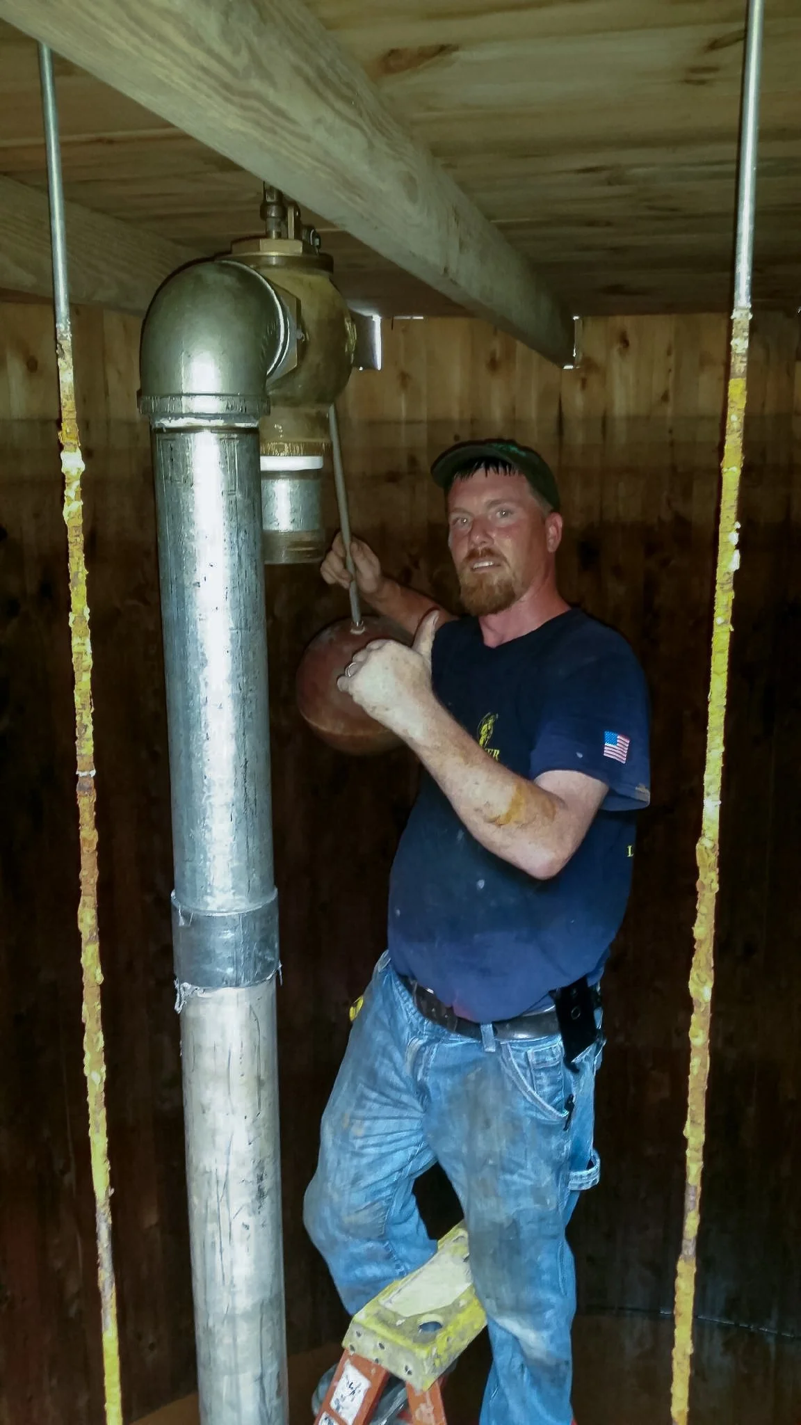 inside the roof tank.jpg