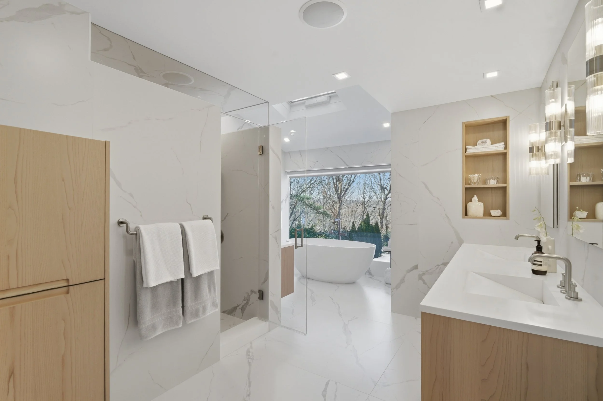 Luxury Masterbath Design and Remodel 
