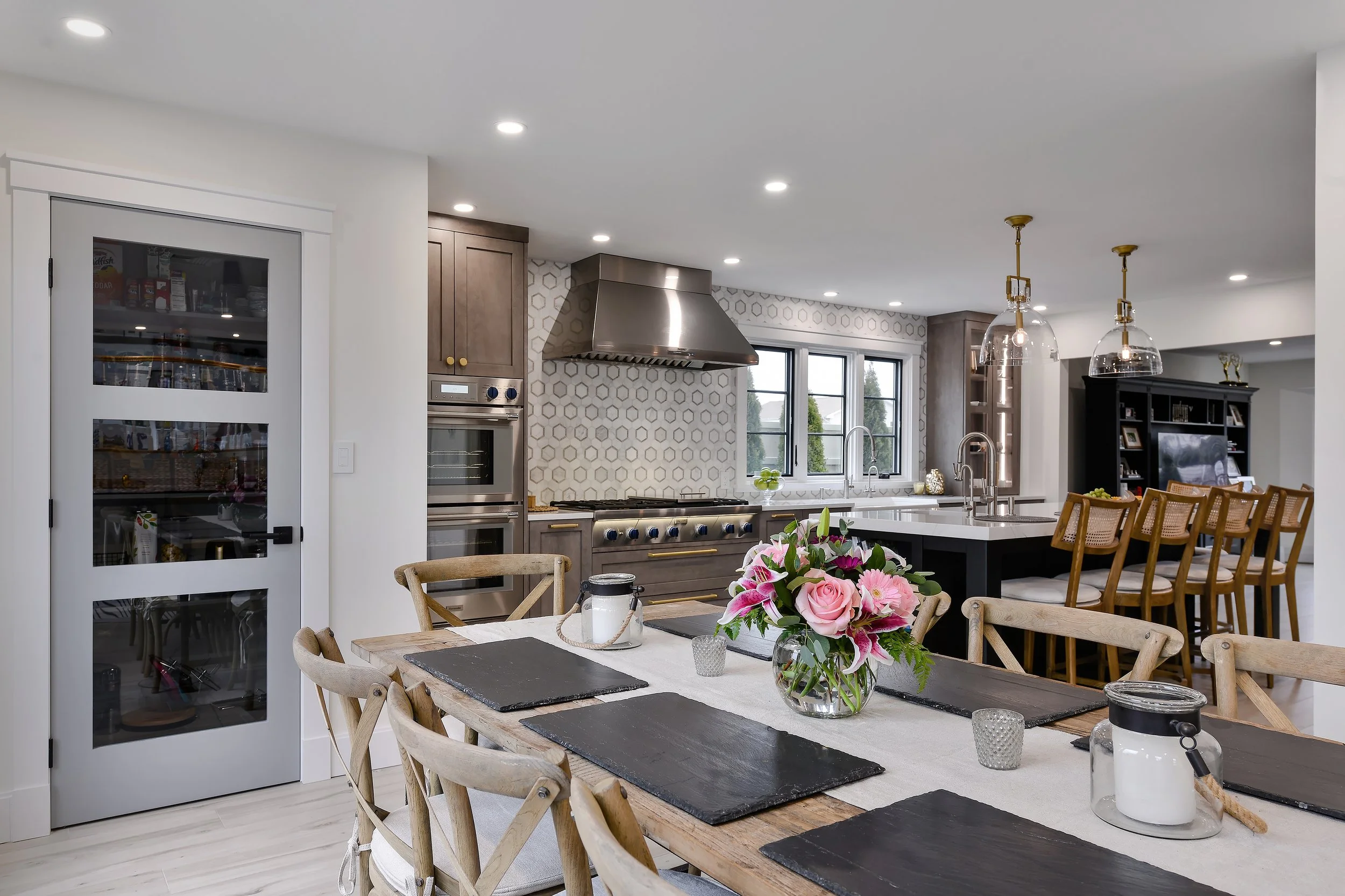 Walk-OIn Pantry in Kitchen 