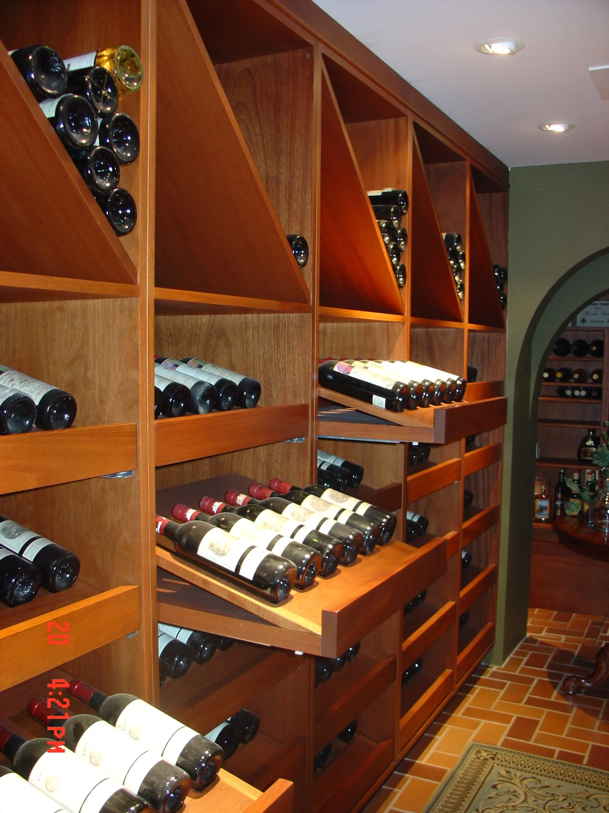ELITE-I-2004 LAMA WINE STORAGE 005.jpg