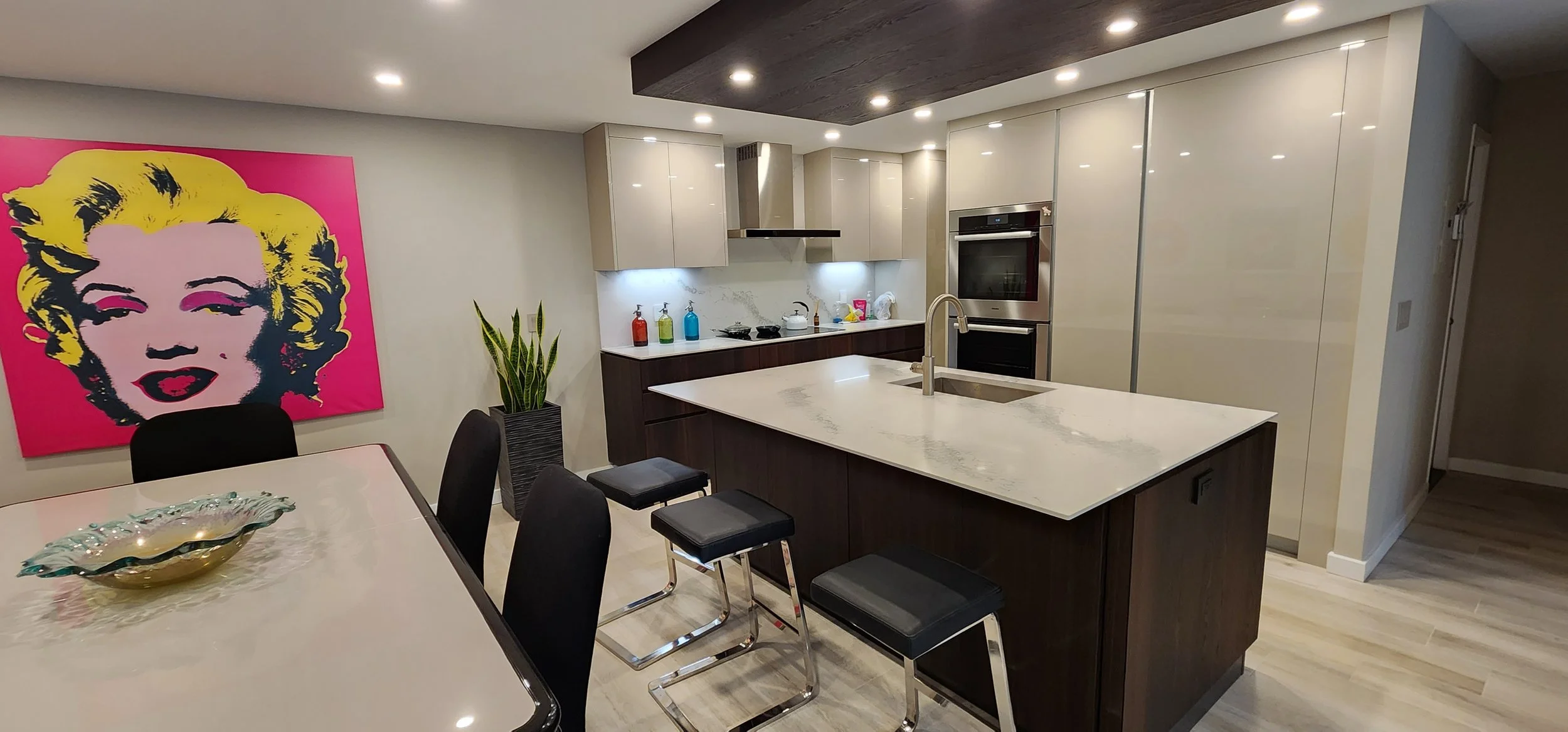 Kitchen Lighitng design sets the perfect mood