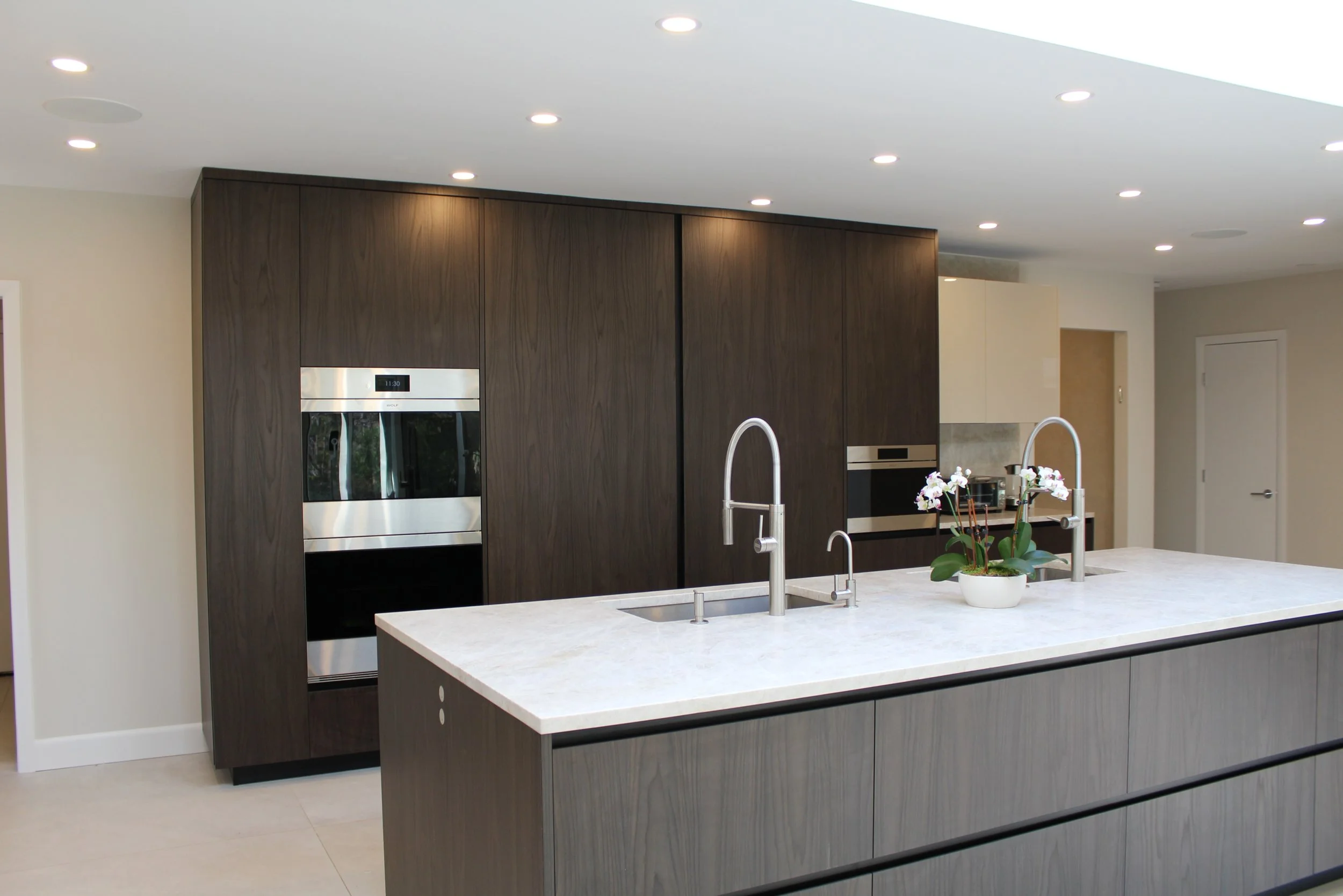 Manhasset Modern Kitchen