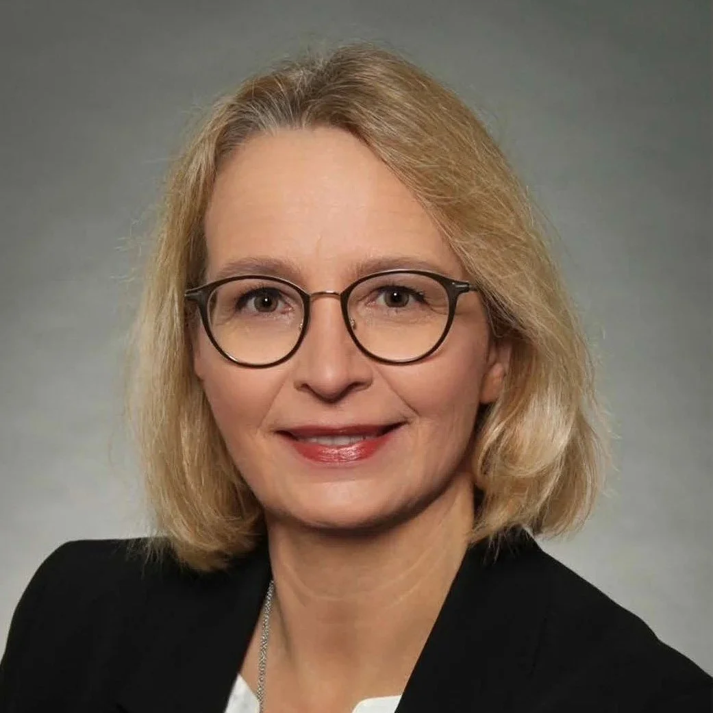 Viola Pöschel.jpg