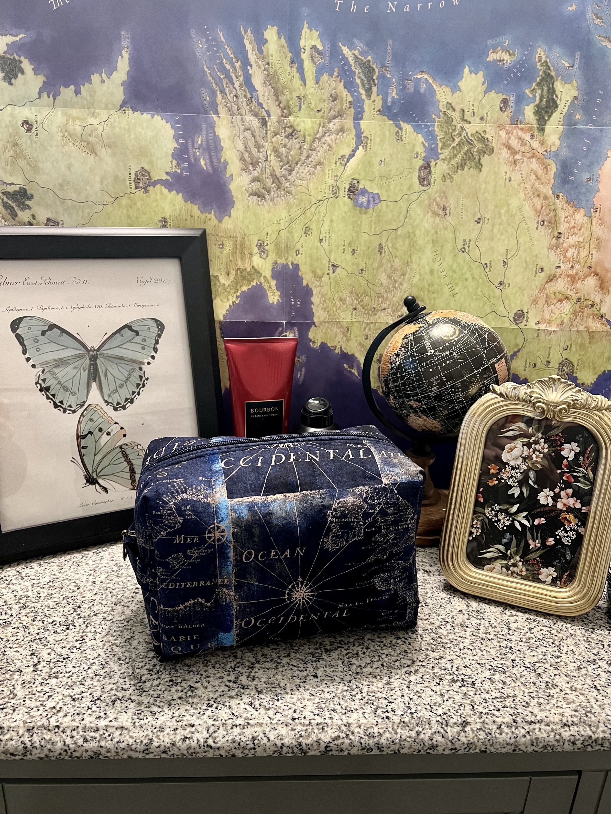 Oceanic Md Moxy Boxy Bag