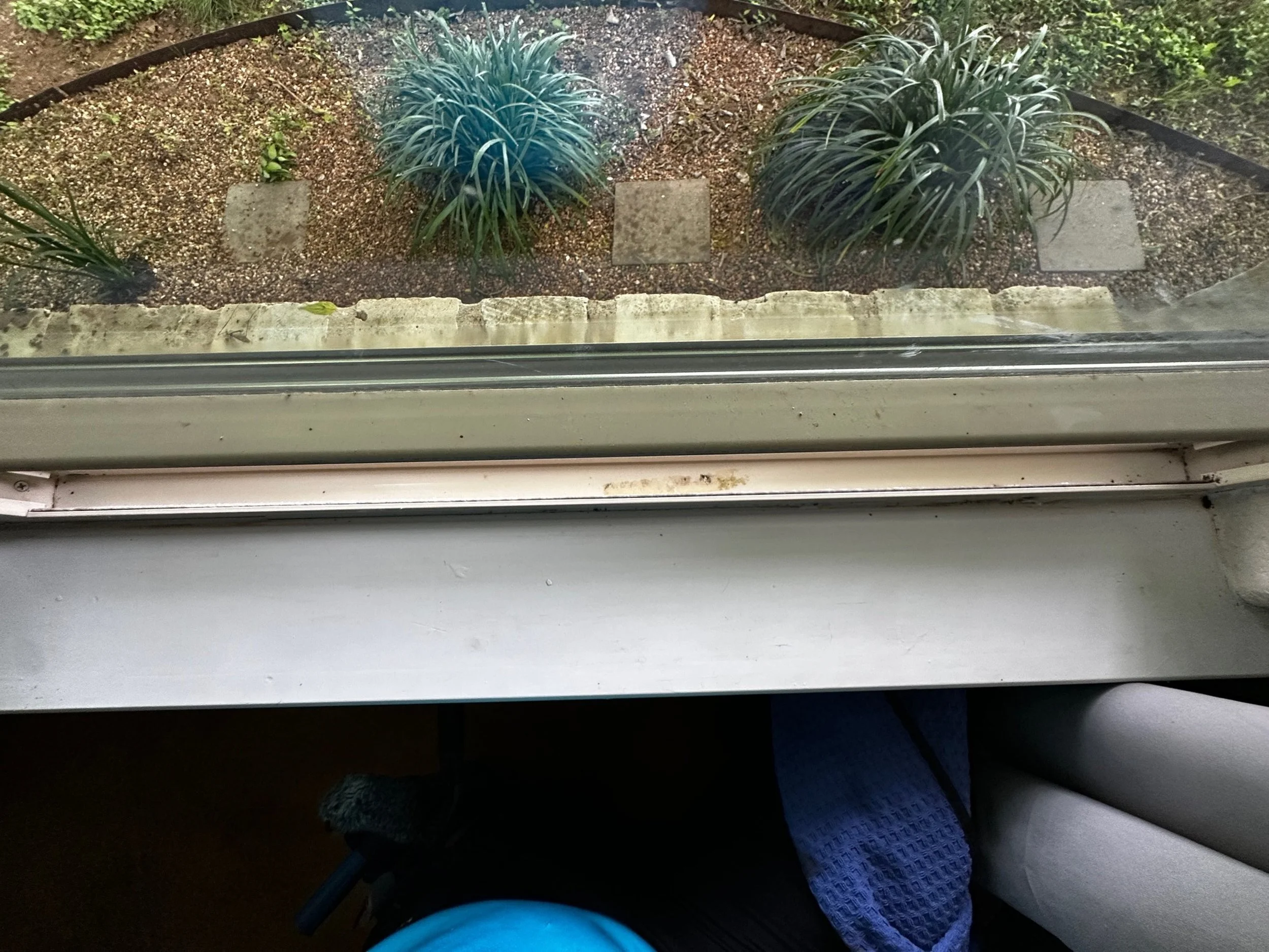 Track and frame cleaning