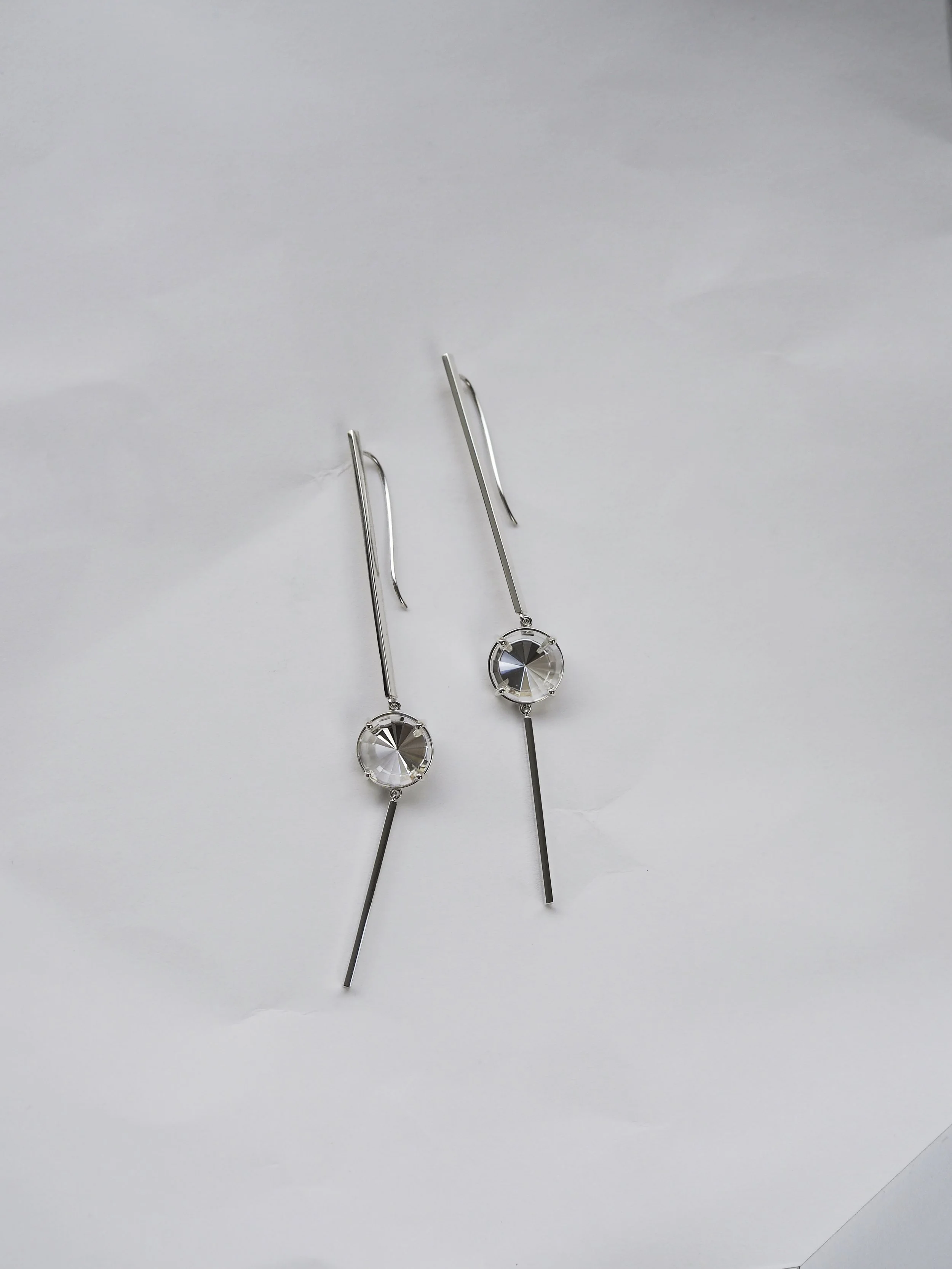 Rock crystal earrings