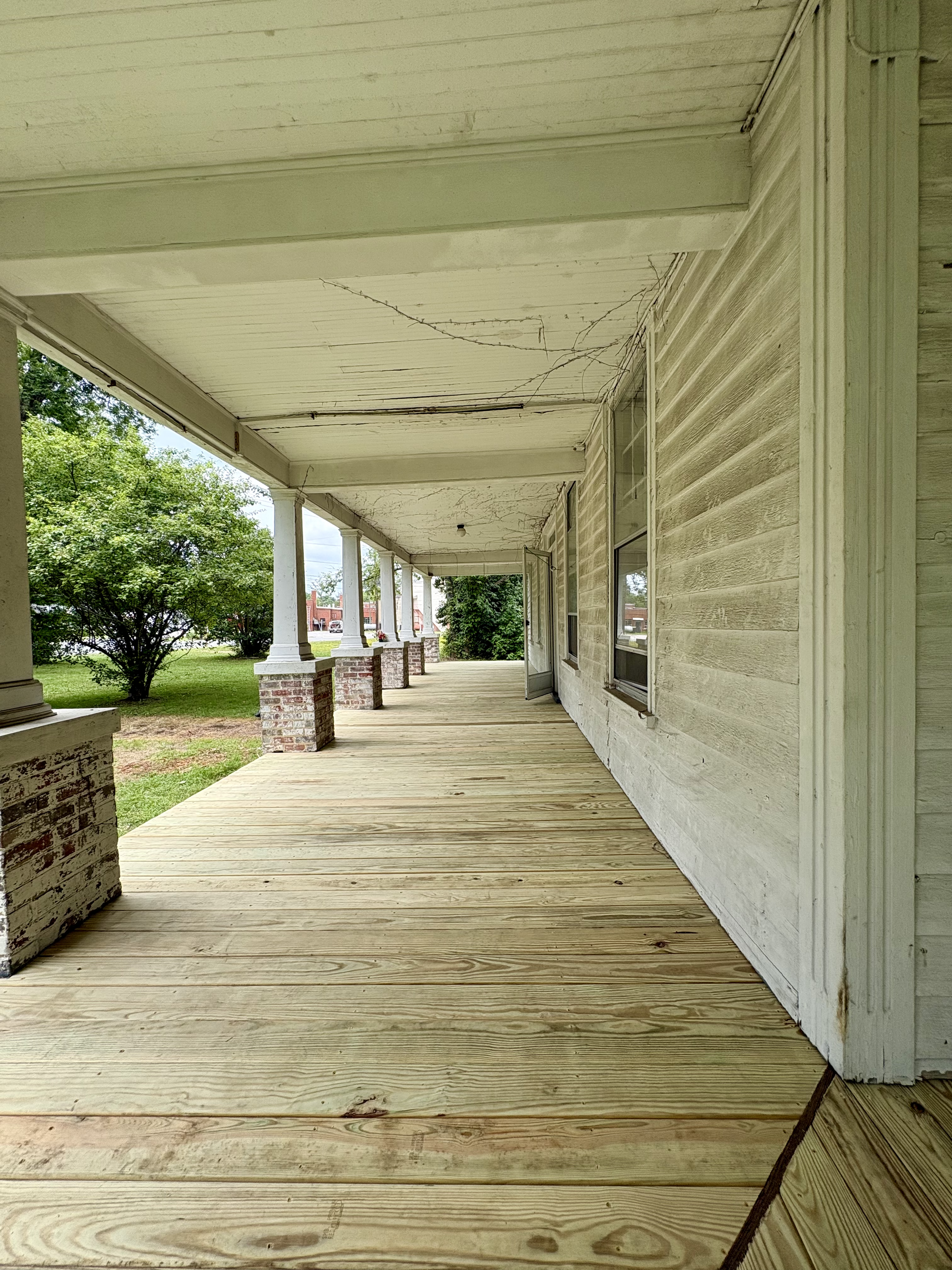 Restoring the Front Porch at The Parksdale House