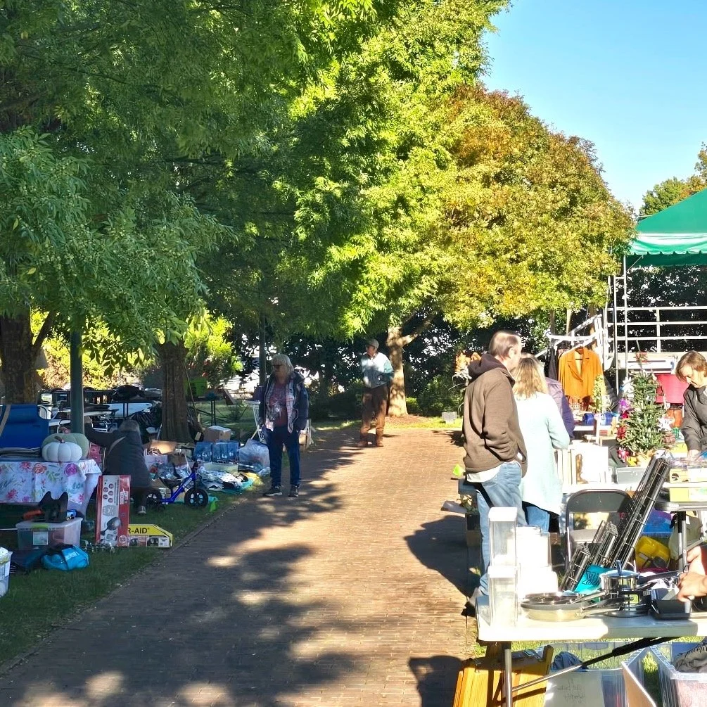 COMMUNITY YARD SALE... through 1:00 PM today!  C'mon out for some great stuff at great prices... all to benefit the Montpelier Pre-School.
