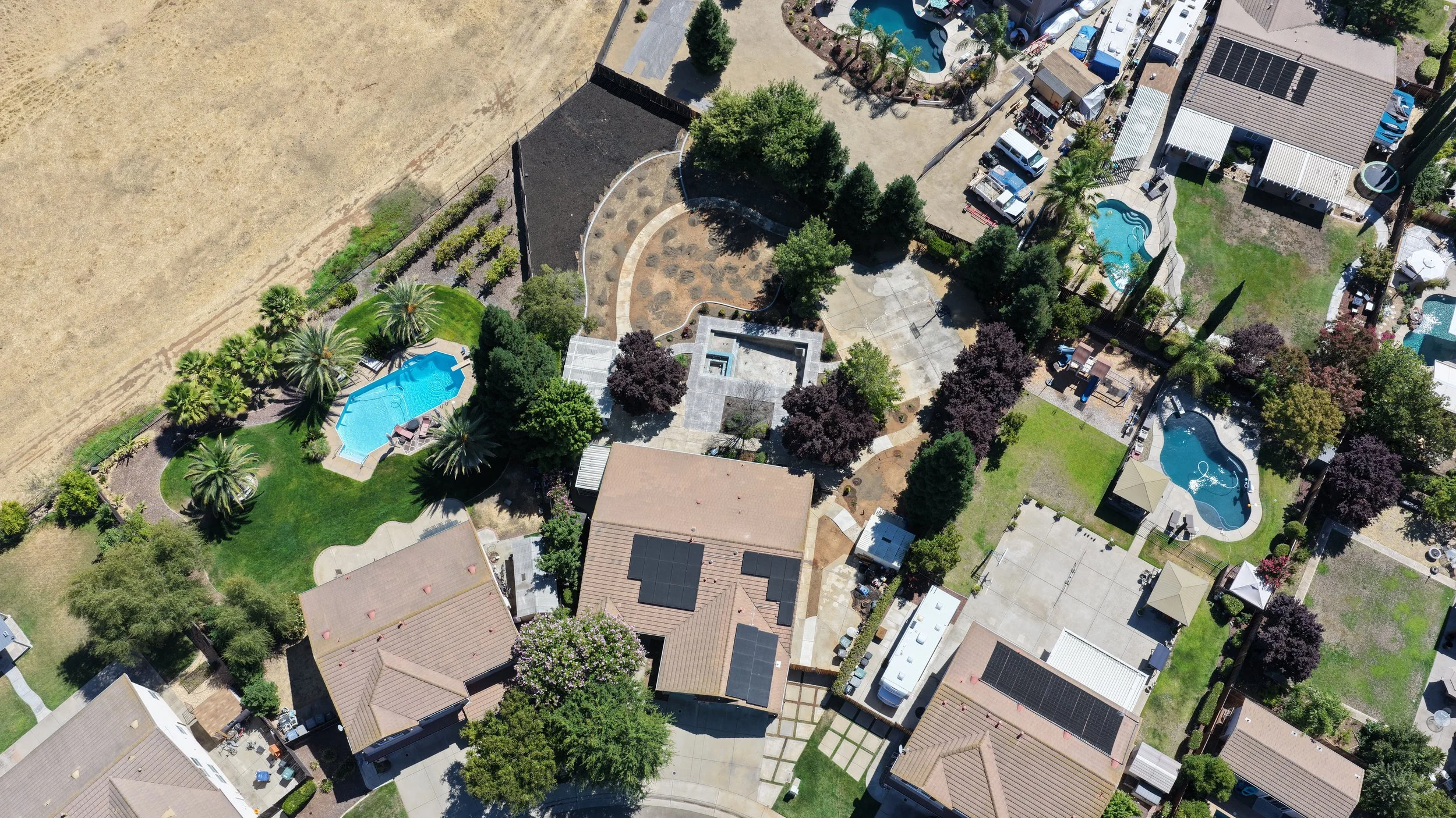 Drone Photographs 100 mp (3).jpg