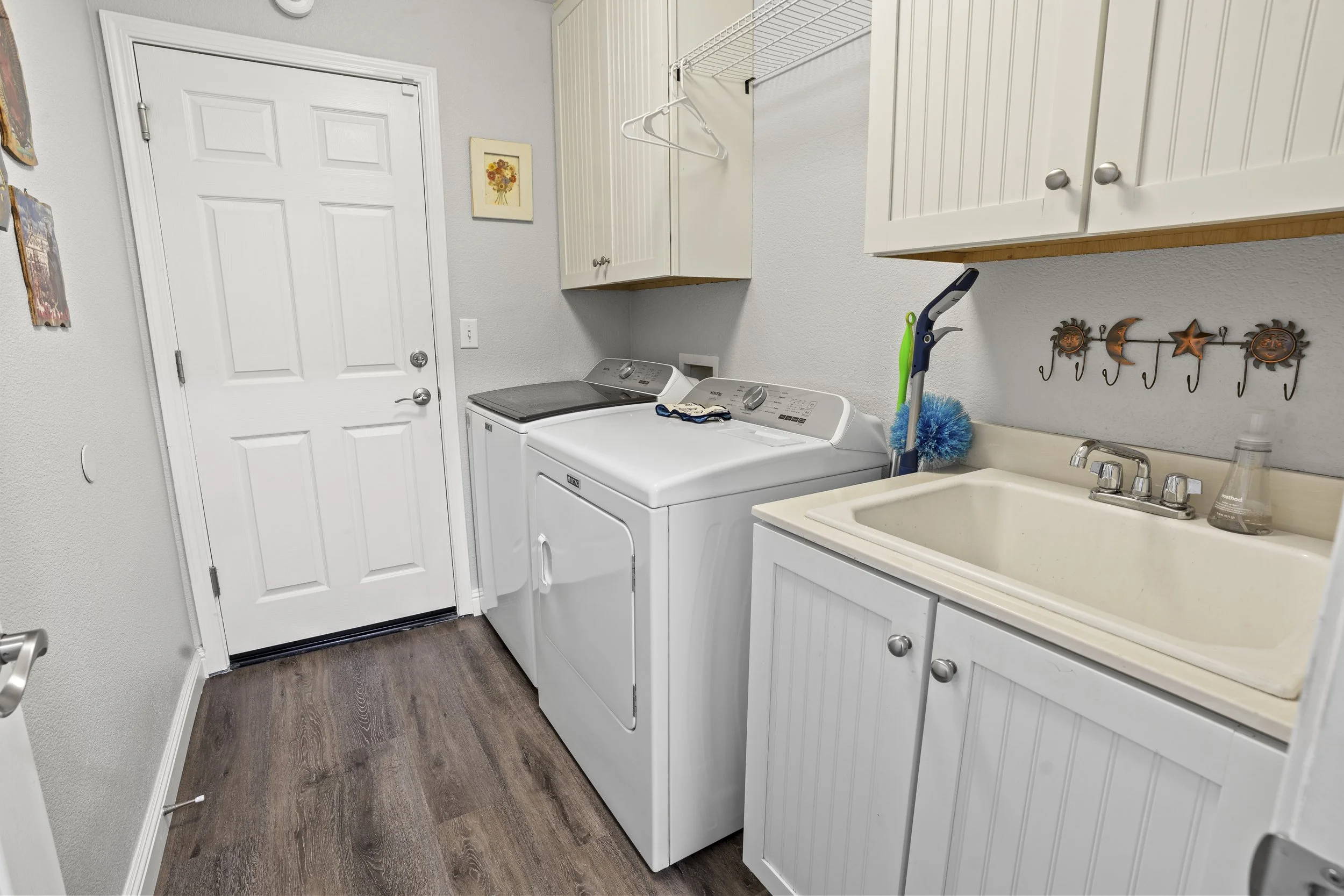 Laundry Room.jpg