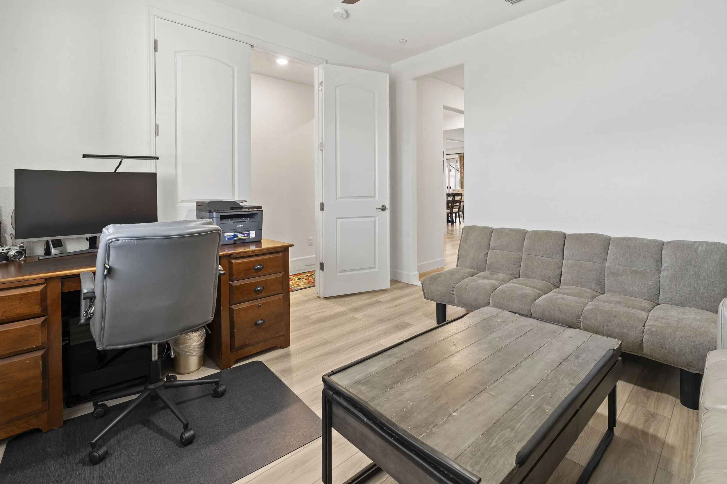 Home Office (3).jpg