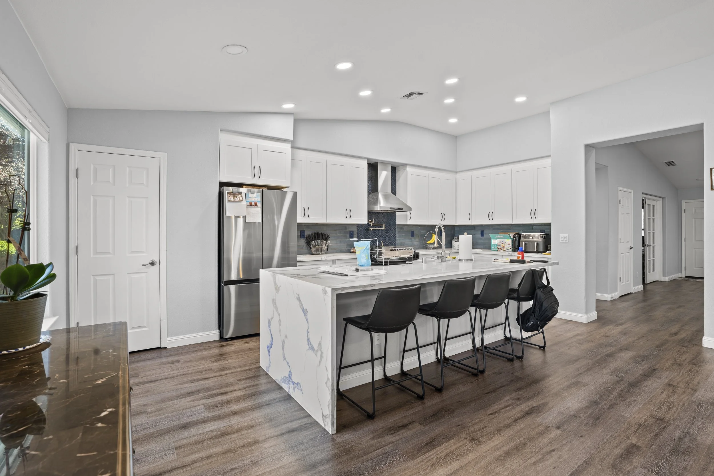 Kitchen 3.jpg