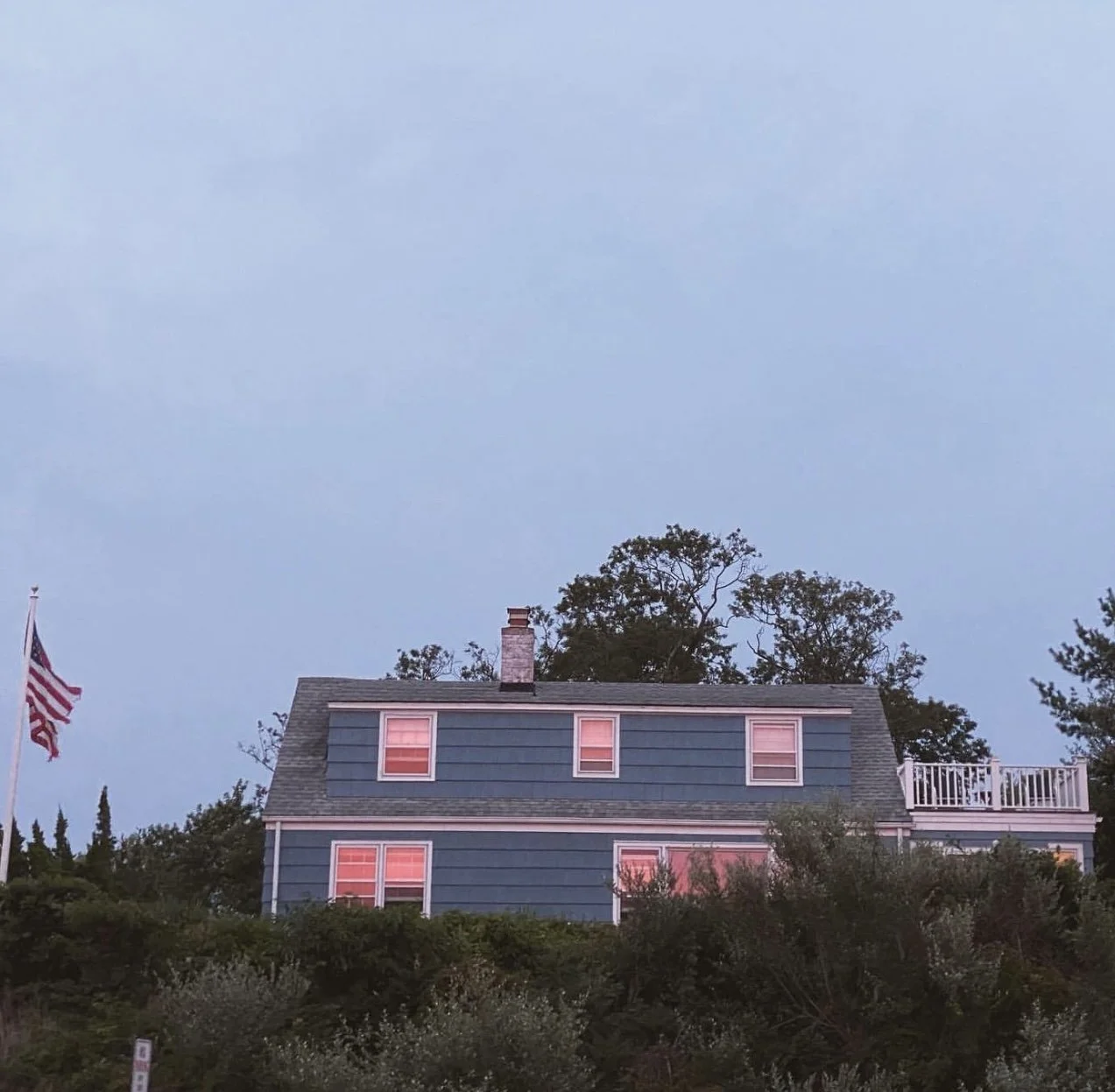 BLUE HOUSE.jpg